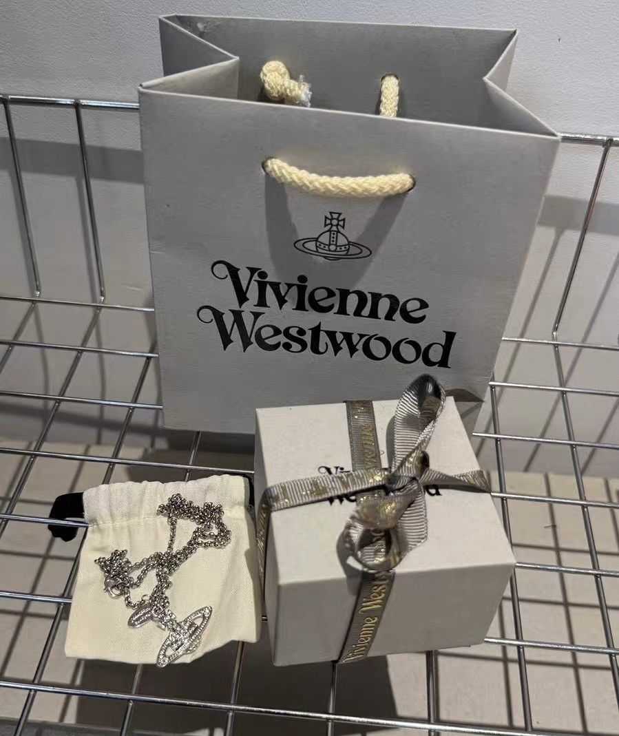 Vivienne Westwood Vivienne Westwood White Diamond Saturn Necklace Size ONE SIZE - 3 Thumbnail