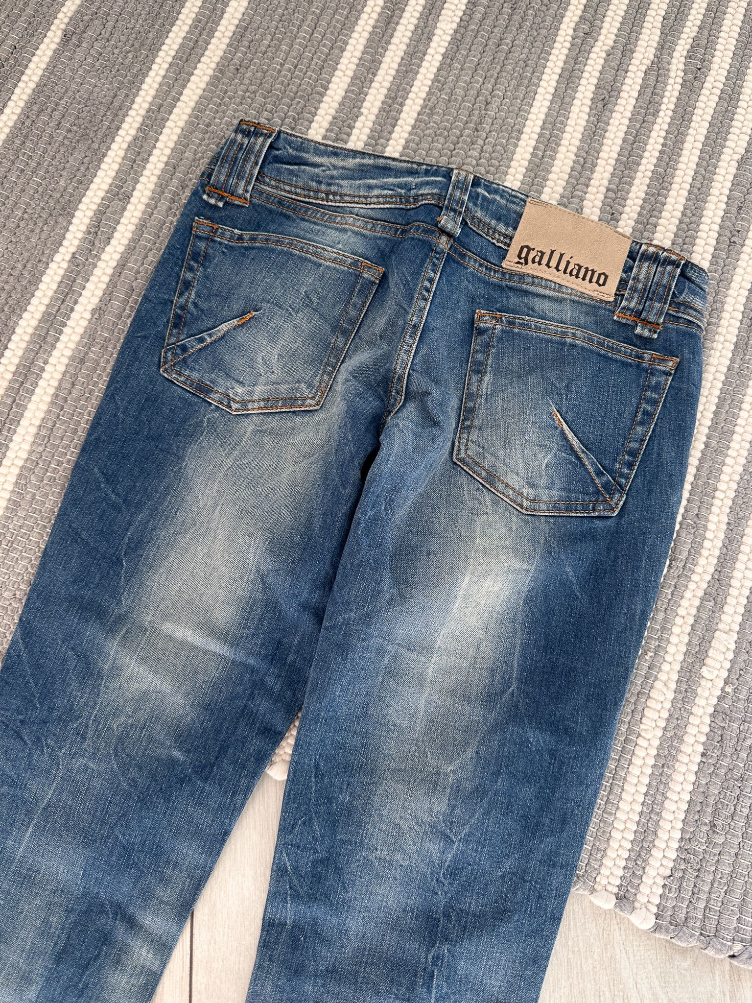 John Galliano Vintage Galliano Blue Denim Jeans Pants Size 28" / US 6 / IT 42 - 4 Thumbnail