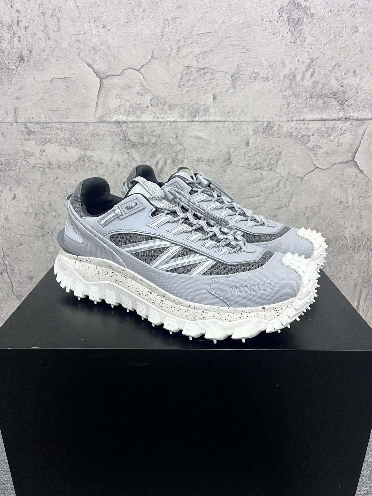 Moncler Moncler Trailgrip GTX Outdoor Shoes Size US 11 / EU 44 - 1 Thumbnail