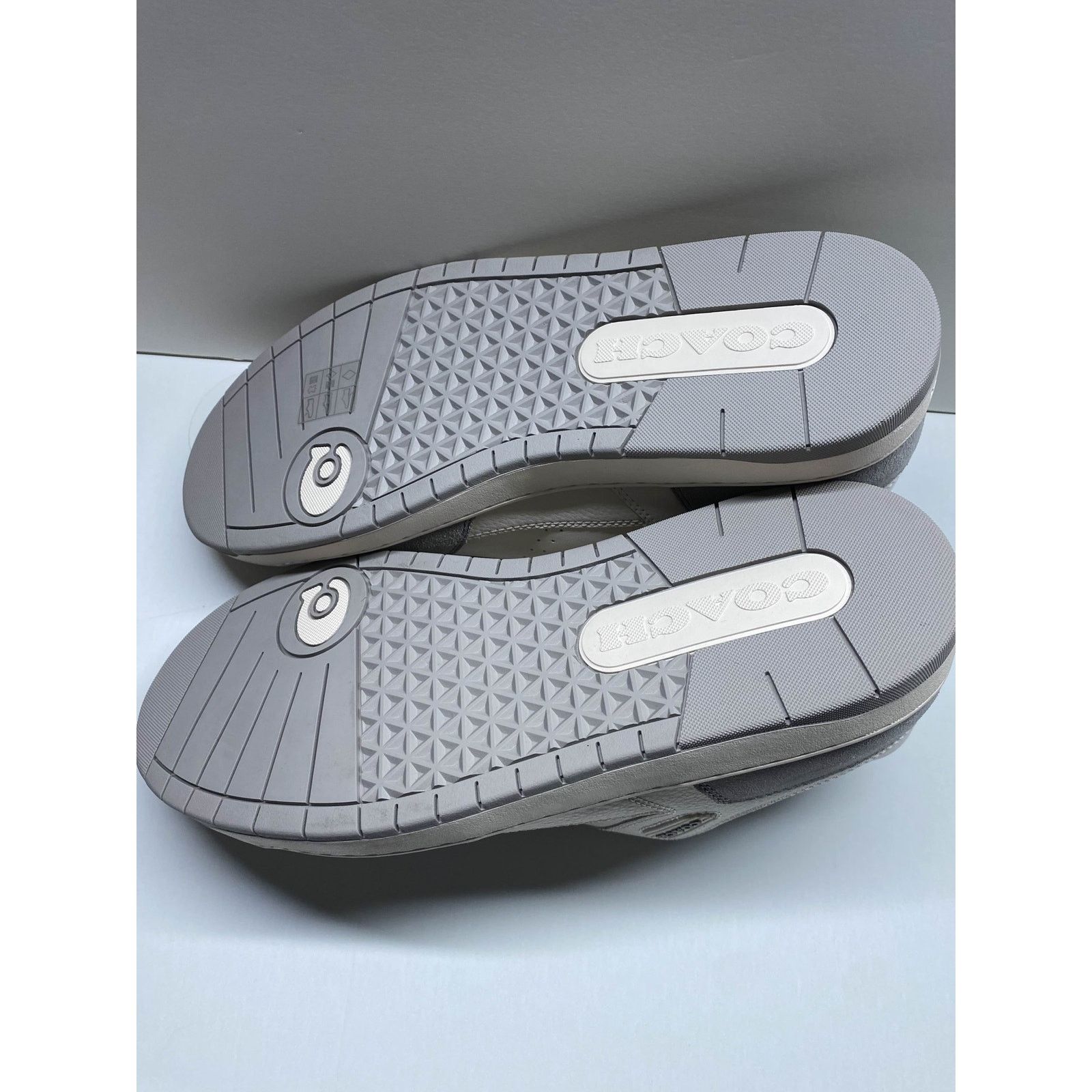 Coach Coach C201 Leather Sneakers Chalk Dove Gray Size 11.5D Size US 11.5 / EU 44-45 - 4 Thumbnail