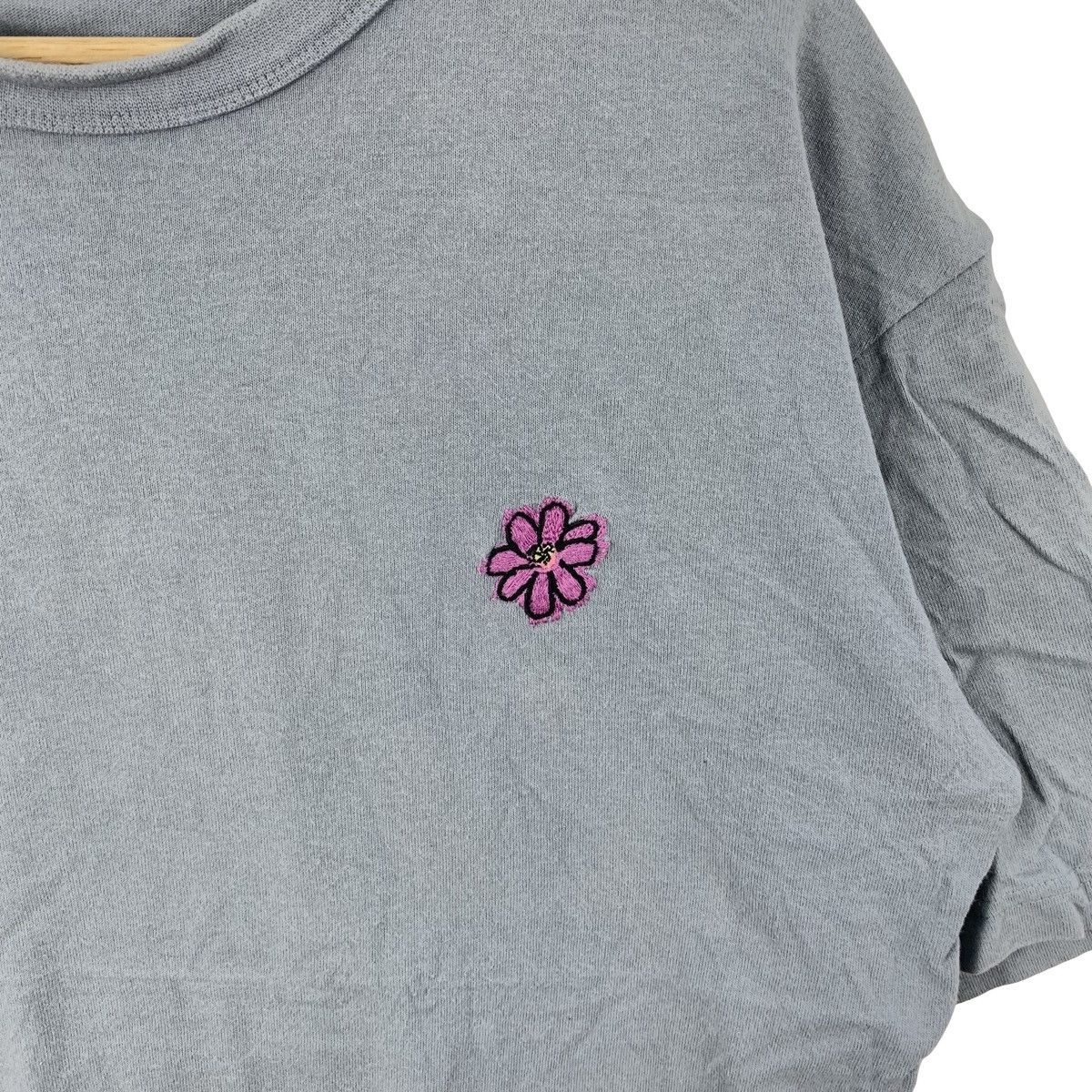 Filippa K Vintage FILIP PAGOWSKI T-Shirt Minimalist Flower Embroidery Size US M / EU 48-50 / 2 - 7 Thumbnail