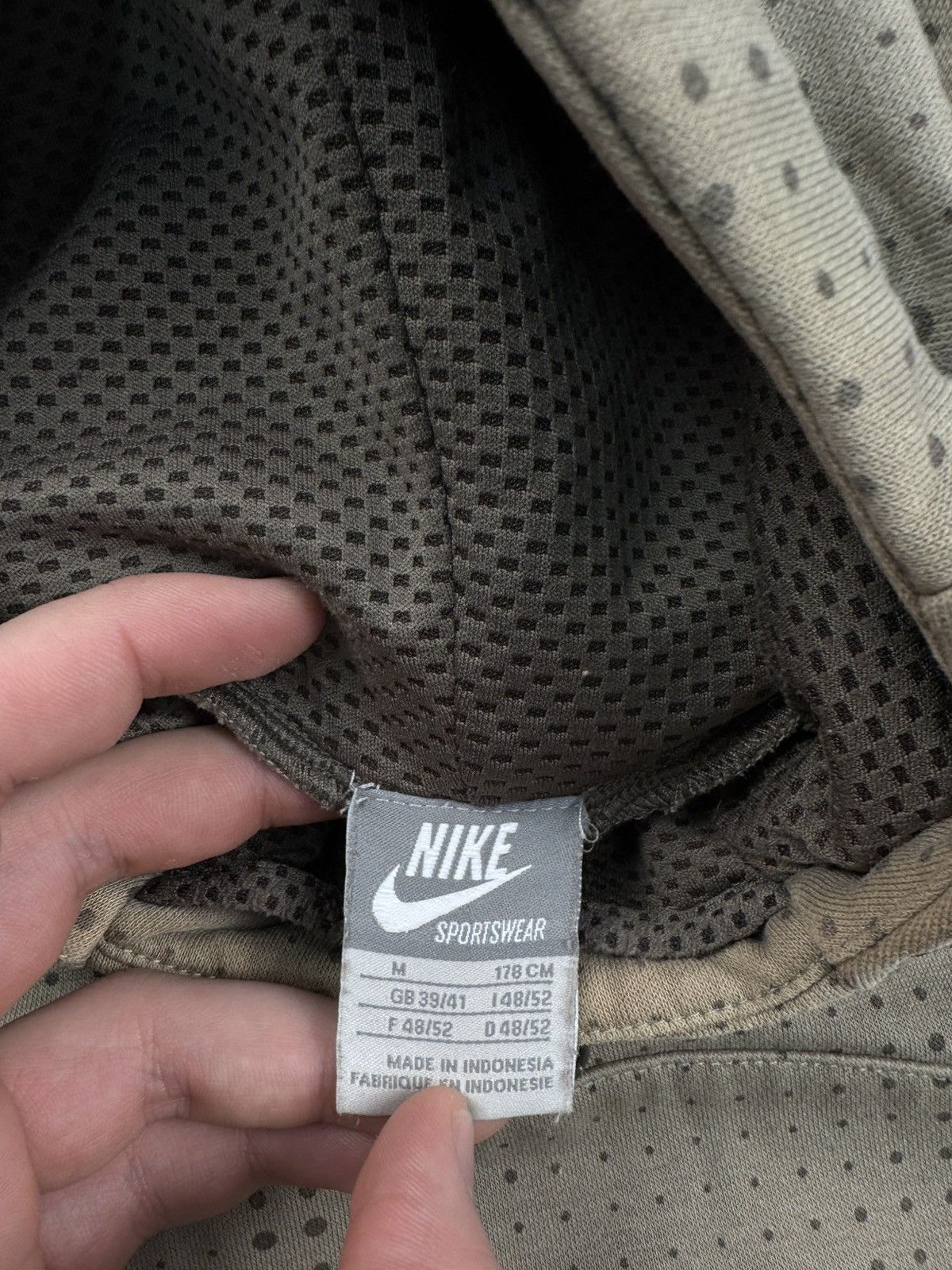 Nike × Vintage NIKE VINTAGE CENTER LOGO OVERSIZE BOXY HOODIE Size US M / EU 48-50 / 2 - 6 Thumbnail