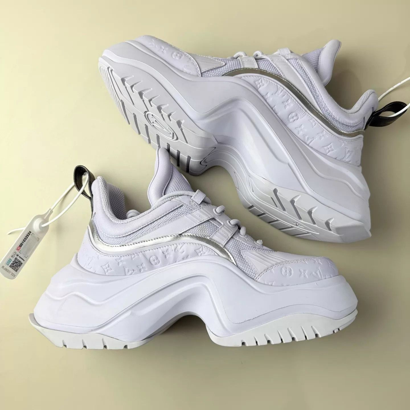 Louis Vuitton LV Violet Monogram Artsy 2.0 Platform Dad Sneakers 38 Size US 7.5 / IT 37.5 - 6 Thumbnail