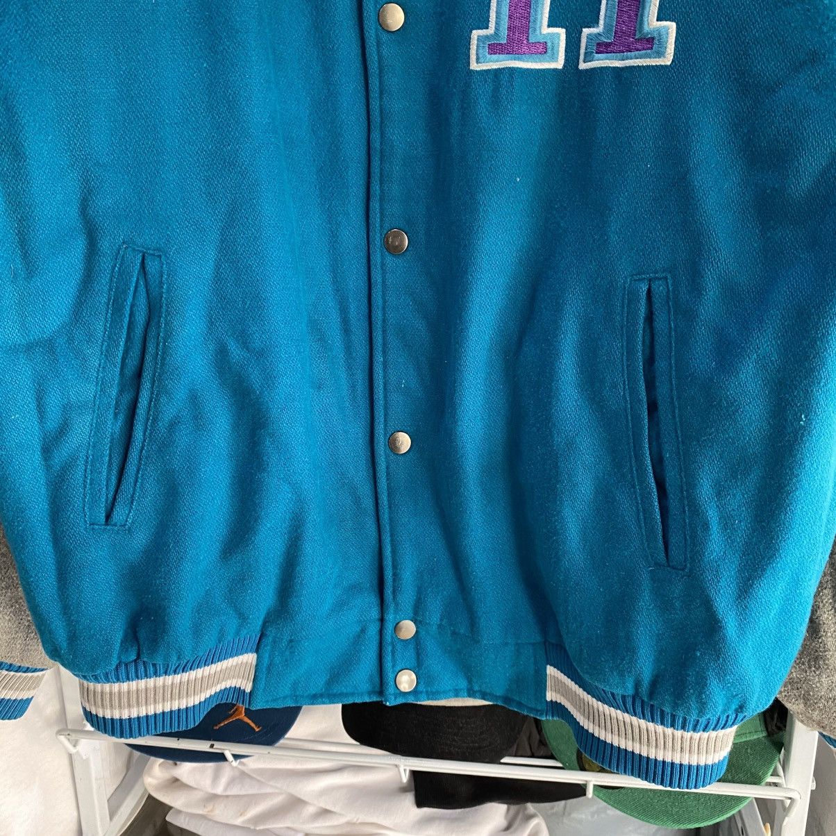NBA × Vintage vintage charlotte hornets varsity jacket Size US M / EU 48-50 / 2 - 10 Thumbnail