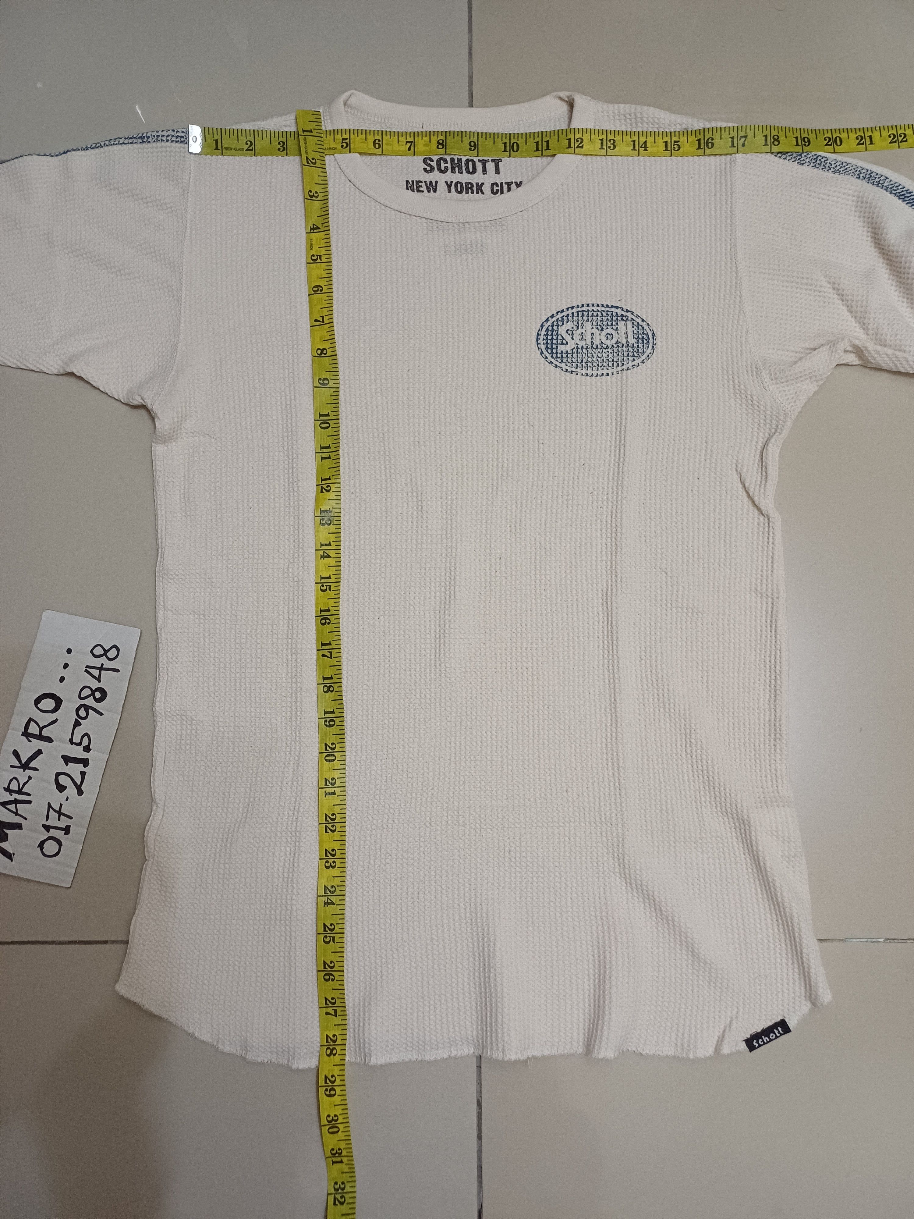 Awesome 3 quarter t shirt 🔥SCHOTT vintage brand🔥