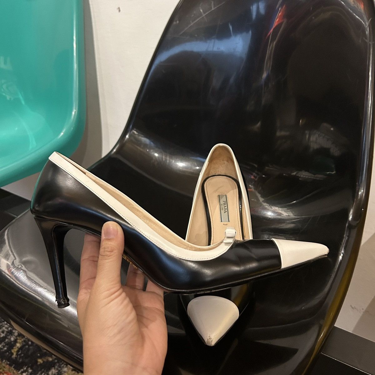 Prada Prada Black & White Leather Cap-toe Pumps Size US 9 / IT 39 - 5 Thumbnail