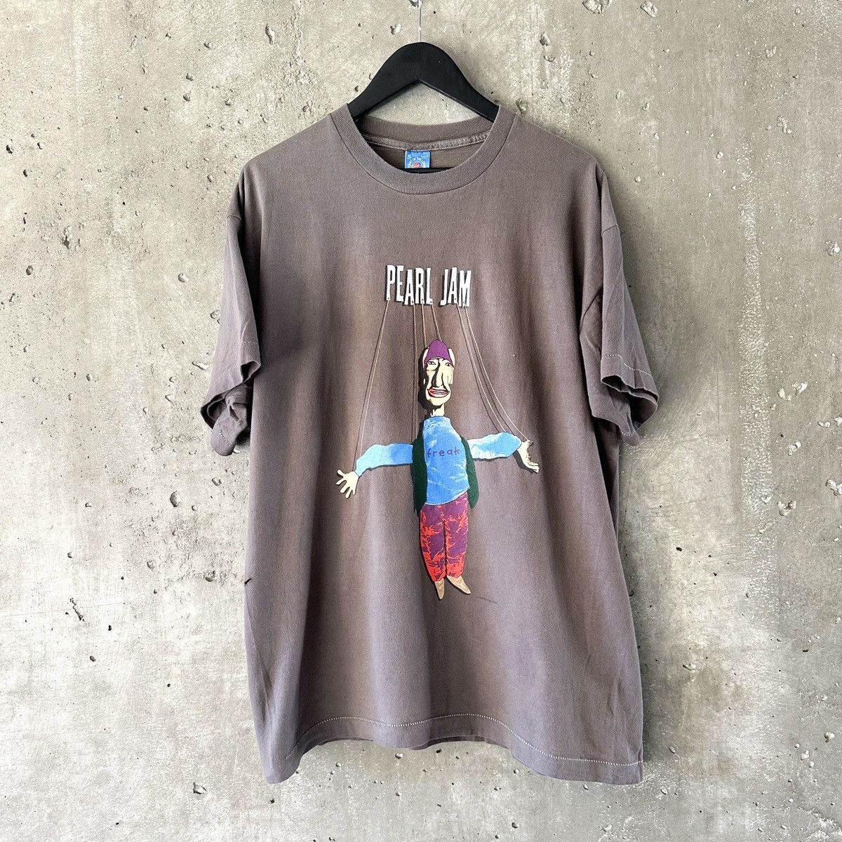 Band Tees 90’s PEARL JAM Freak Puppet Tour T-Shirt Size US XL / EU 56 / 4 - 1 Thumbnail