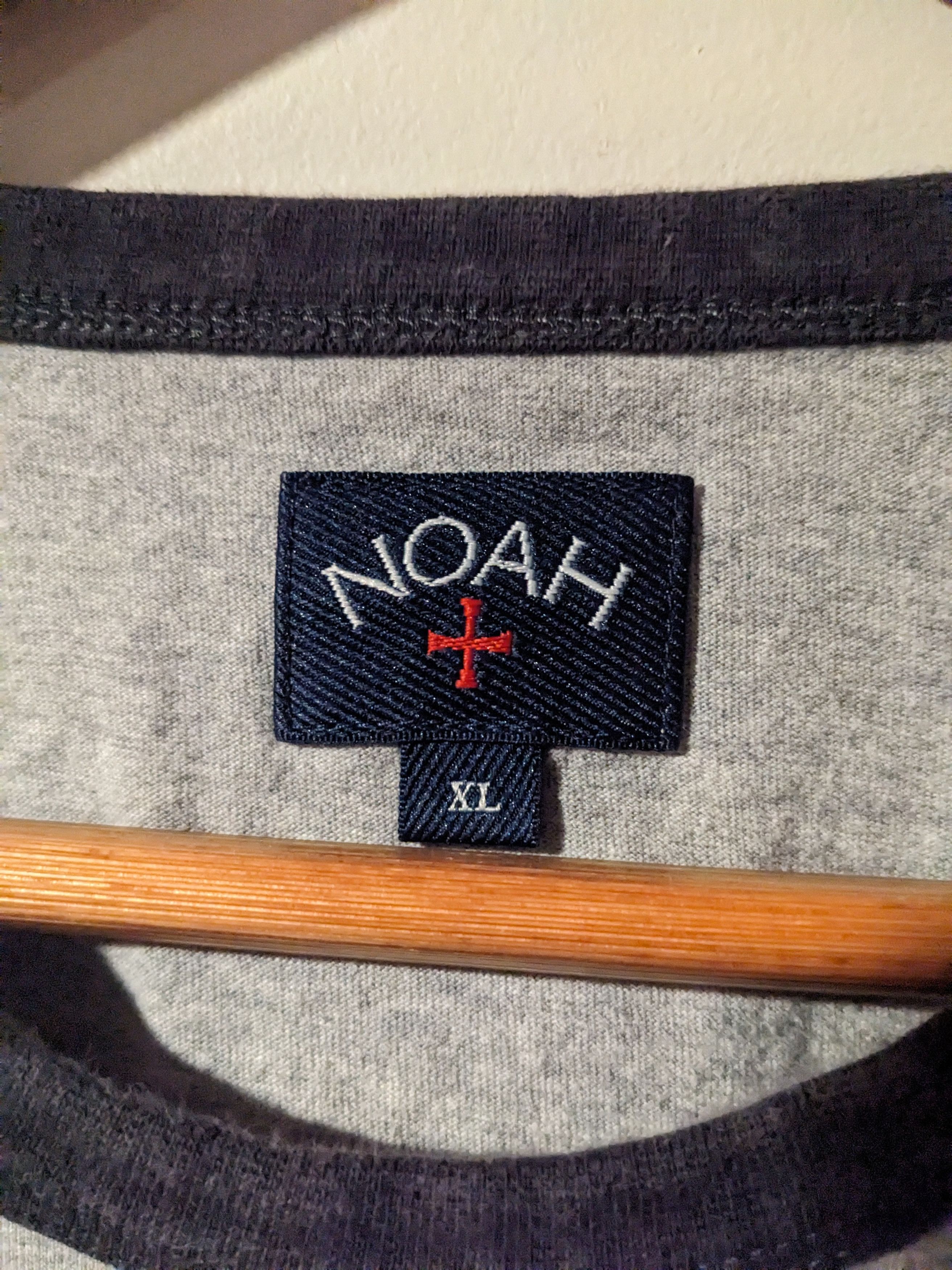 Designer × Noah Noah Logo Shoes Gray X-Large T-Shirt Size US XL / EU 56 / 4 - 3 Thumbnail