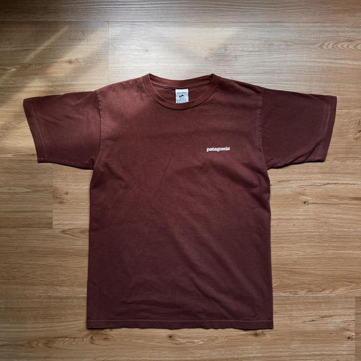Patagonia Patagonia Beneficial Tshirt Vtg Size US S / EU 44-46 / 1 - 2 Thumbnail