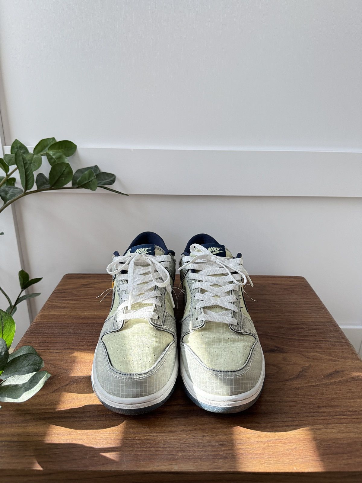 Union LA Nike Dunk Low Passport Pack Pistachio Size US 9.5 / EU 42-43 - 3 Thumbnail