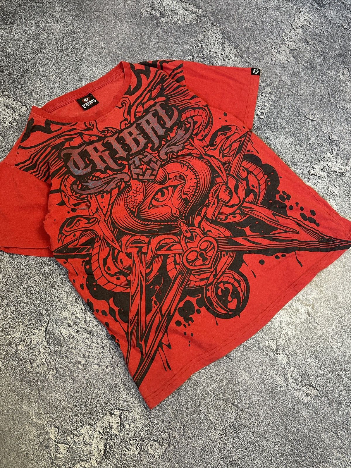 Vintage Vintage 90’s Tribal Gear Graffiti Tattoo Rap T-Shirt Size US L / EU 52-54 / 3 - 4 Thumbnail