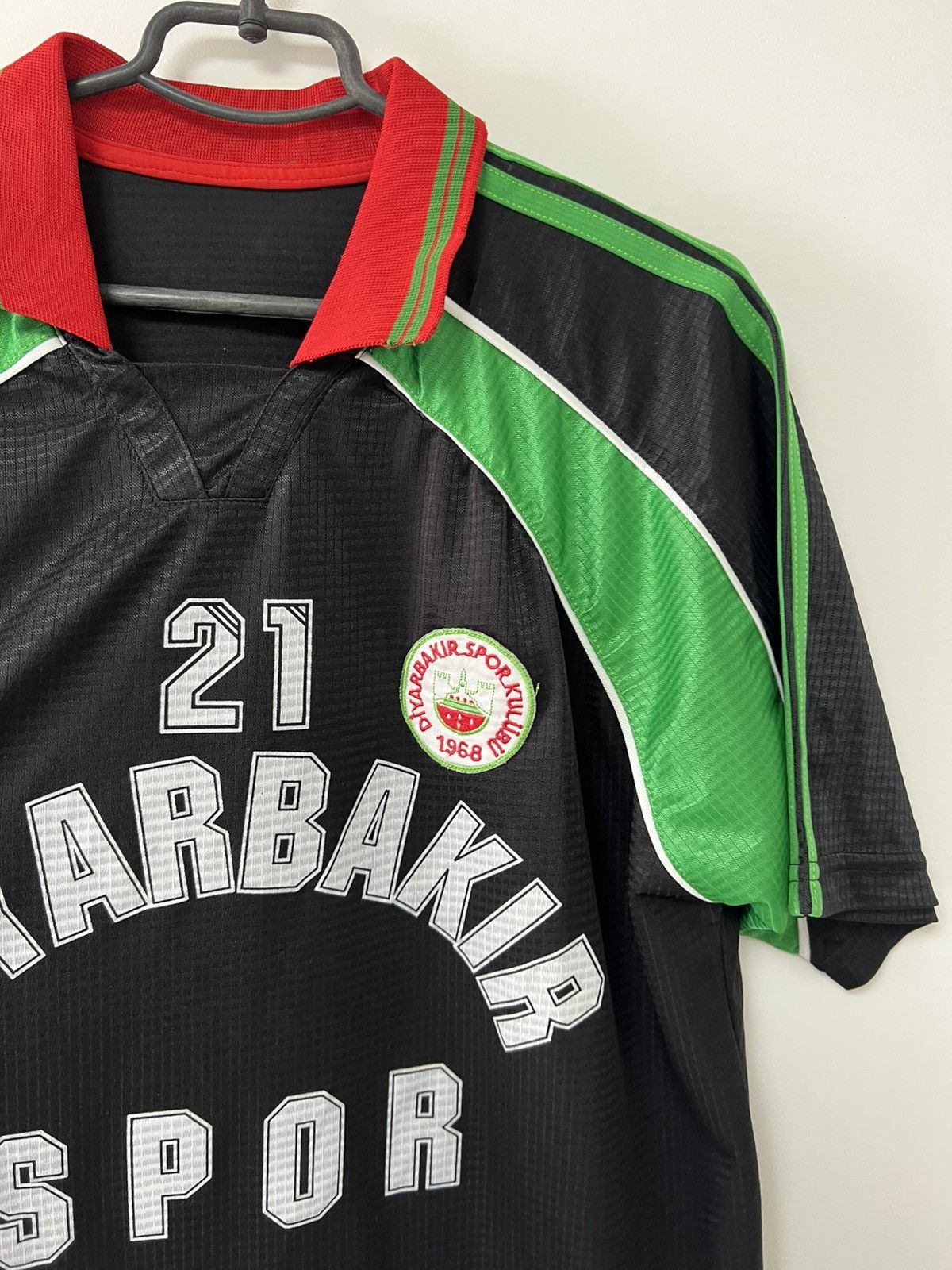 Vintage Vintage 90’s Diyarbekir Spor Jersey Turkey Football Shirt XL Size US XL / EU 56 / 4 - 10 Thumbnail
