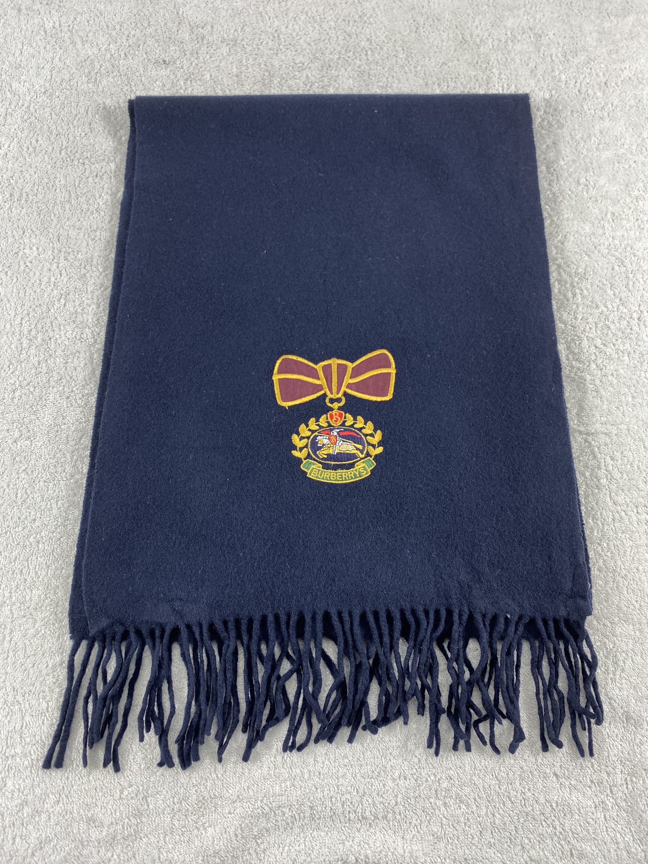 Burberry Vintage Burberry Scarf/Muffler/Neckwear MF643 Size ONE SIZE - 2 Thumbnail