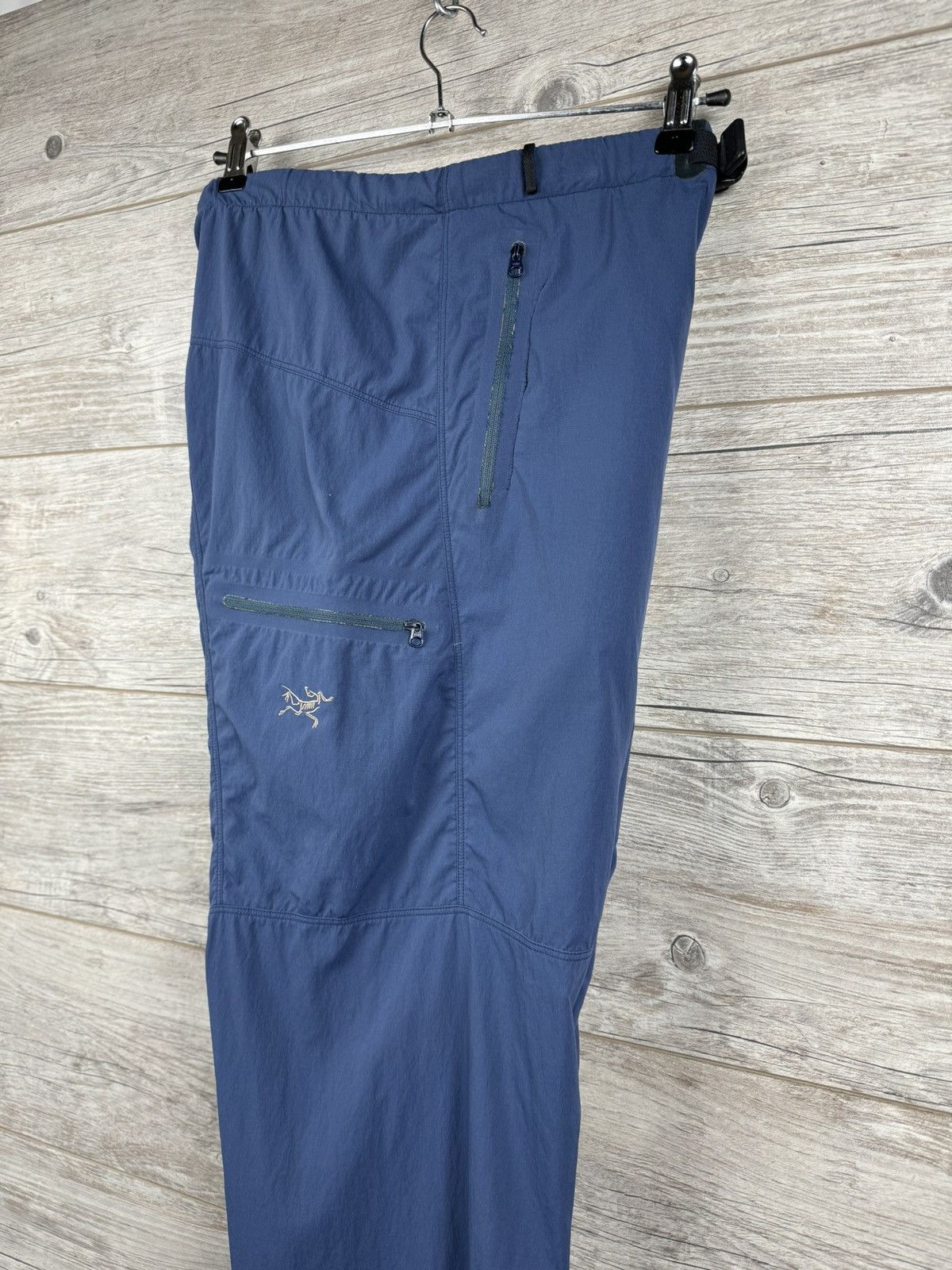 Arc’teryx Outdoor pants y2k Drill style Gorpcore size S