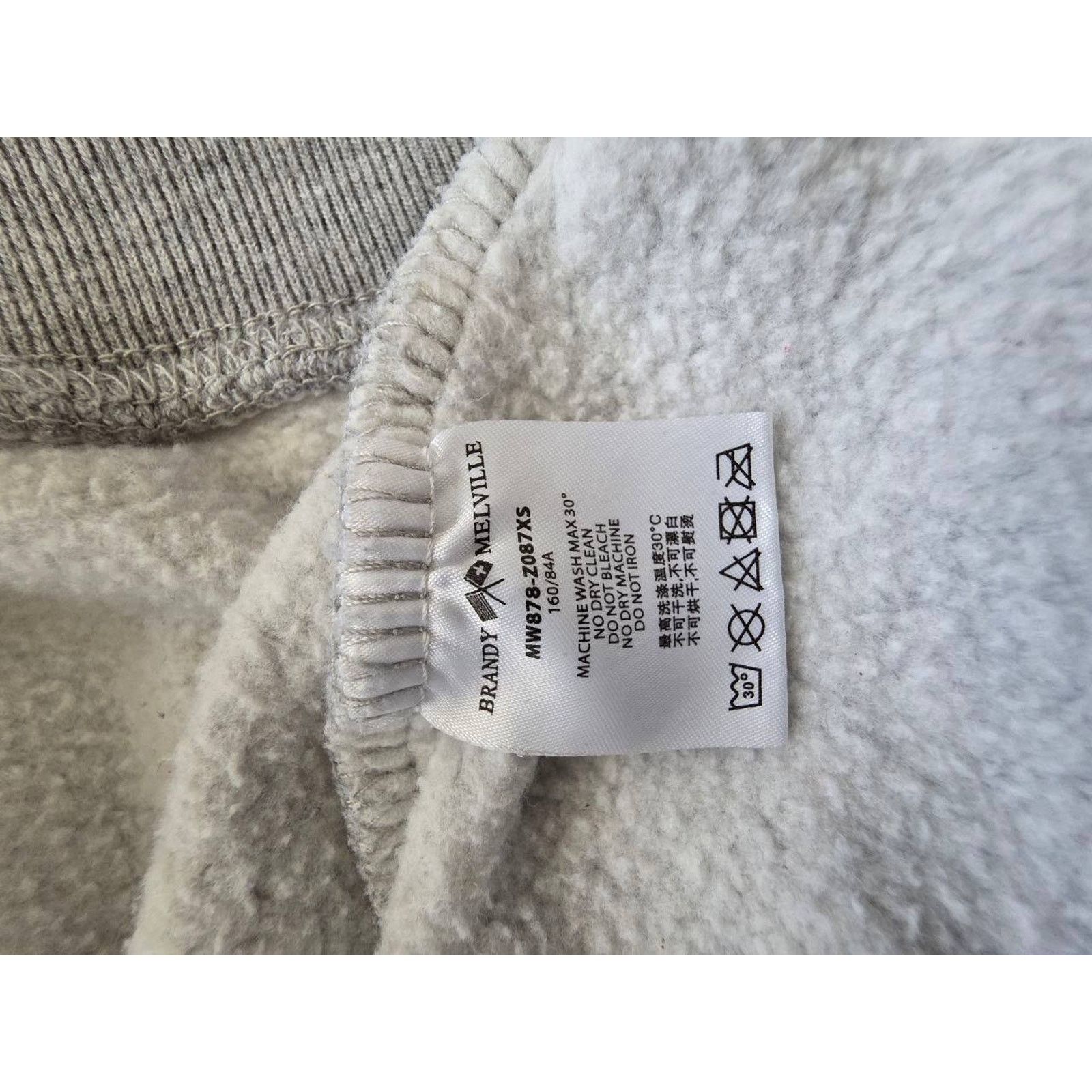 Brandy Melville Brandy Melville Thermal Y2K Pullover Sweatshirt S A001305 Size S / US 4 / IT 40 - 7 Thumbnail