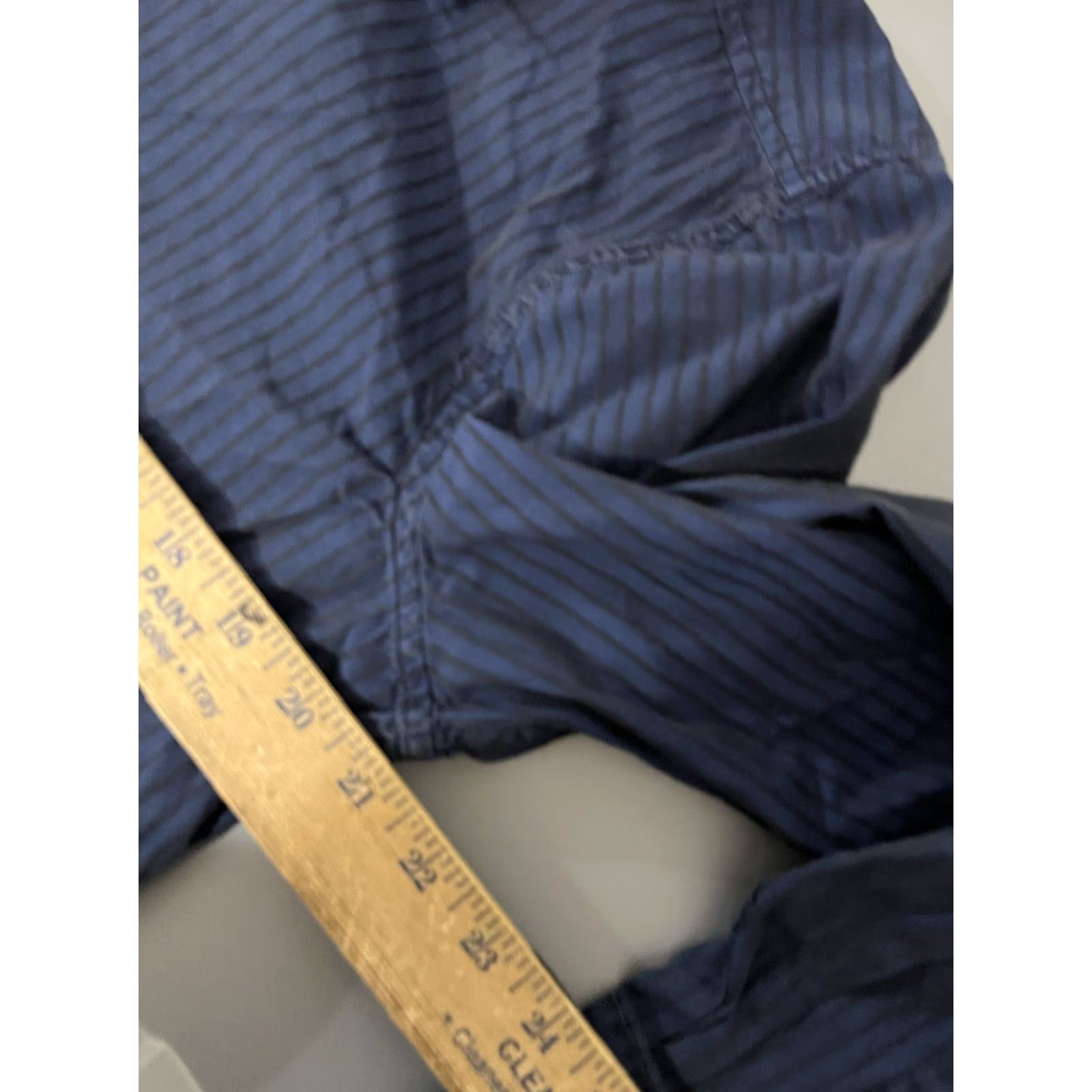 Kenneth Cole Kenneth Cole Button-Down Shirt Men L Blue Striped Wrinkle Free Button Up Shirt Modern Fit Knit Cotton Blend Long Sleeve Size US L / EU 52-54 / 3 - 5 Thumbnail