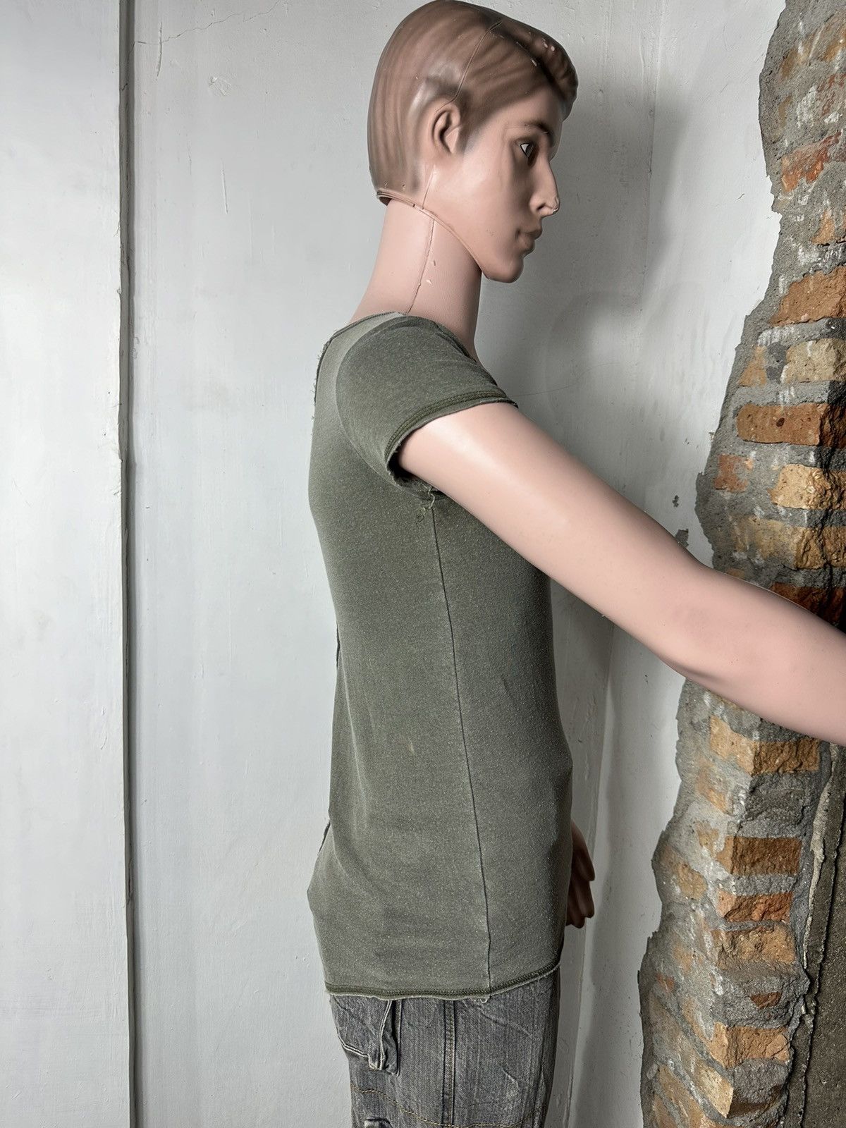 Japanese Brand GOA Faded Olive Asymmetric V neck Tshirt Size US S / EU 44-46 / 1 - 16 Thumbnail