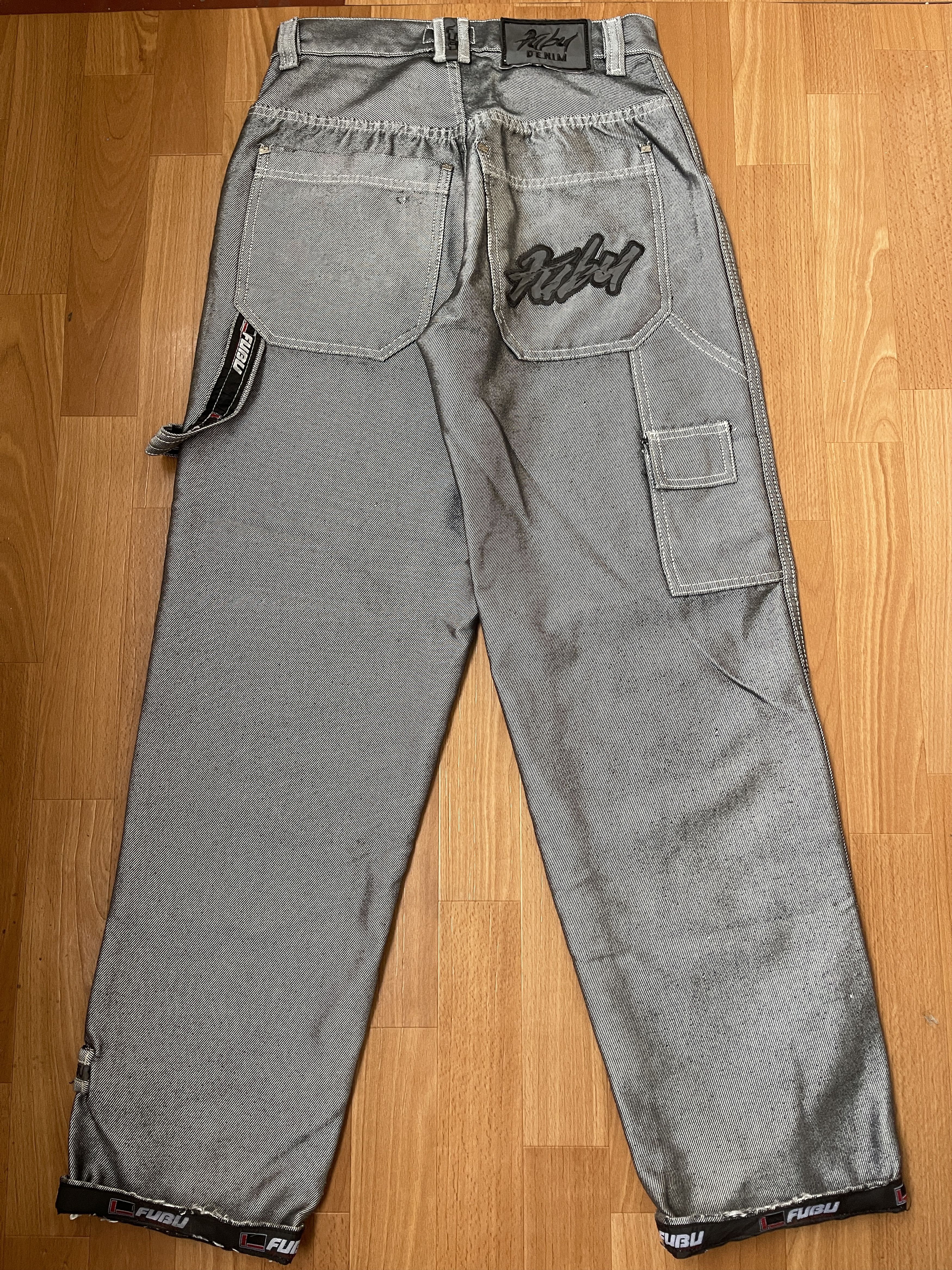 Fubu FUBU jeans shiny vintage baggy jeans silver metallic size 28 Size US 28 / EU 44 - 1 Thumbnail