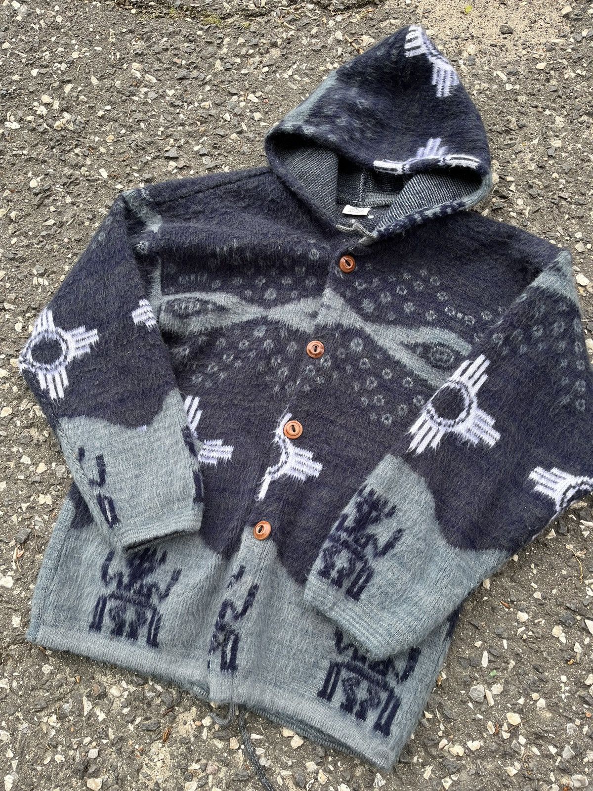 Vintage Vintage ethnic knitted cardigan made in Ecuador alpaca Size US M / EU 48-50 / 2 - 2 Thumbnail