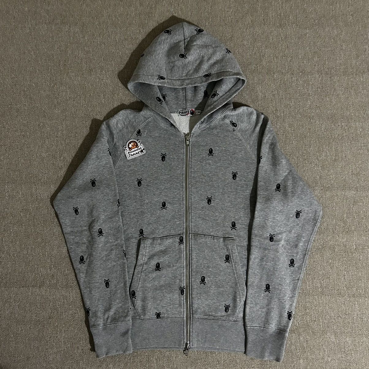 Bape Bape Pirates Monogram Zip Up Hoodie Size US M / EU 48-50 / 2 - 1 Thumbnail