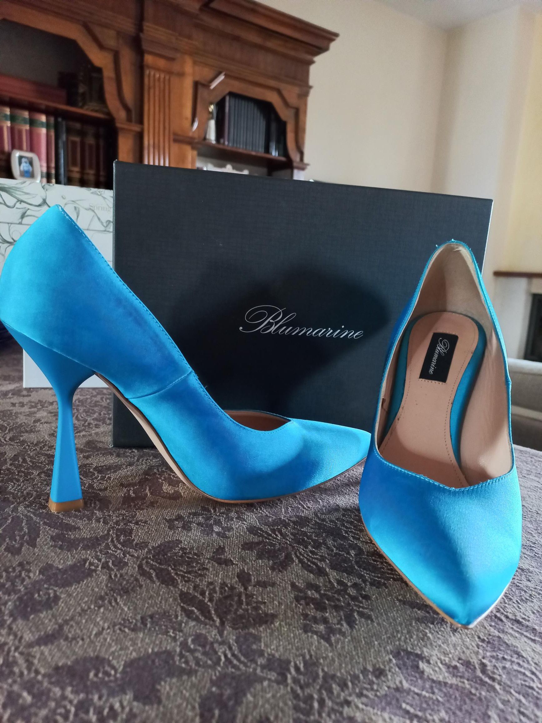 Blumarine Bluemarine Tacchi Size US 9 / IT 39 - 1 Thumbnail
