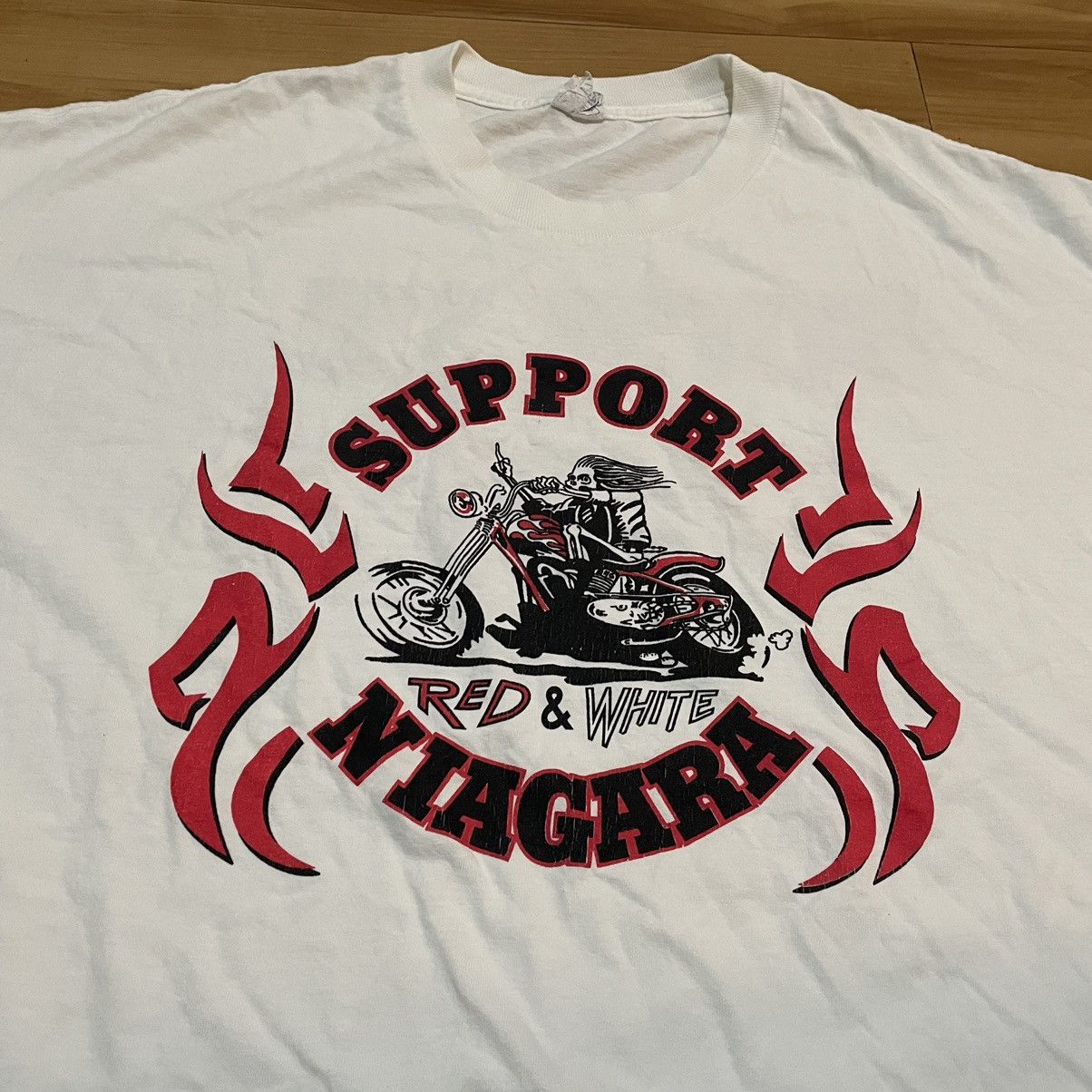 Harley Davidson Vintage support 81 red&white niagara t-shirt Size US XXL / EU 58 / 5 - 1 Thumbnail