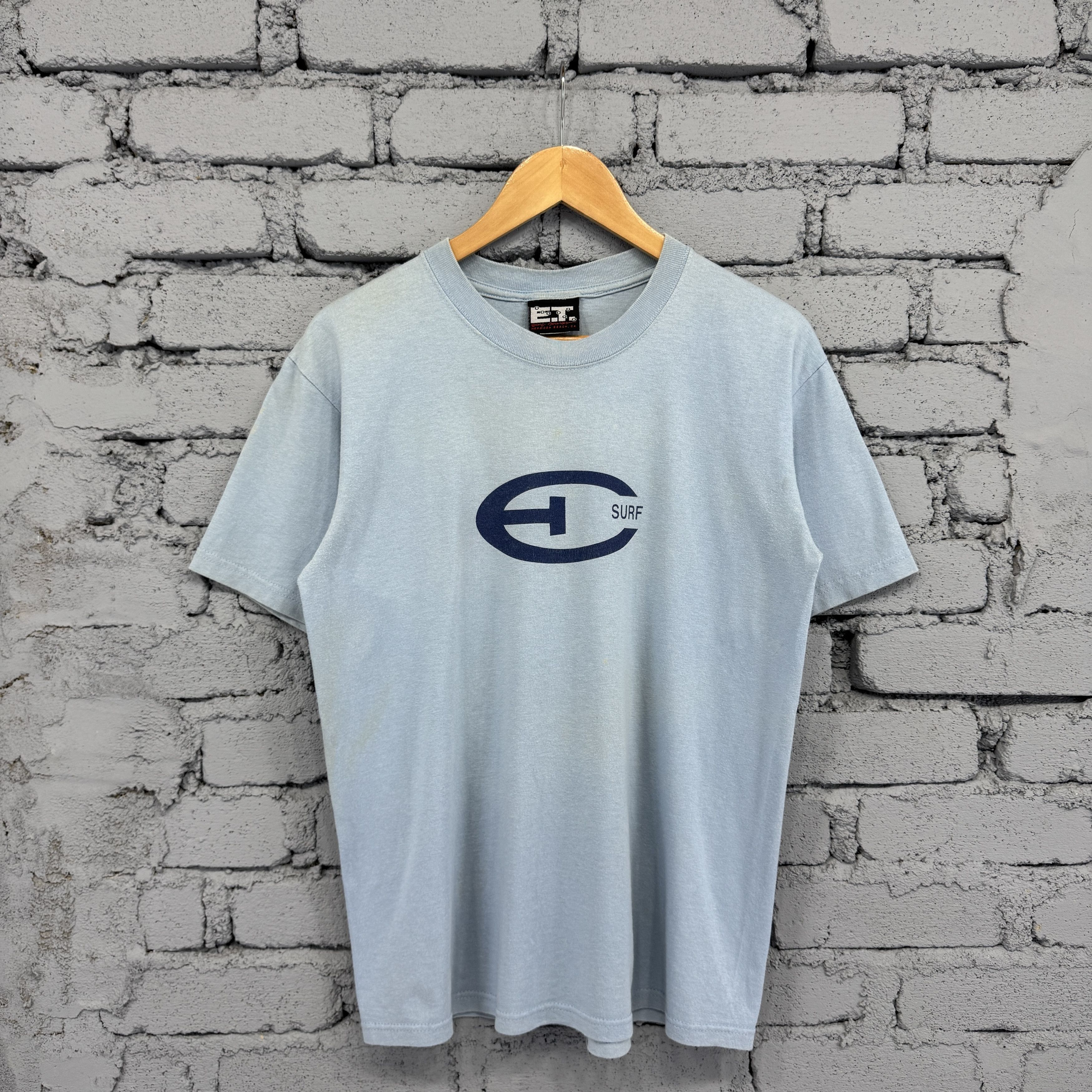 Vintage Vintage Light Blue E.T. Surf Graphic Sunfaded Tshirt Size US M / EU 48-50 / 2 - 1 Thumbnail