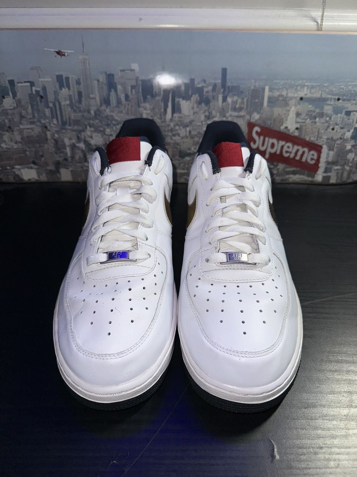 Nike × USA Olympics Nike Air Force 1 '07 Olympic 2008 White Gold Obsidian Size US 11 / EU 44 - 4 Thumbnail