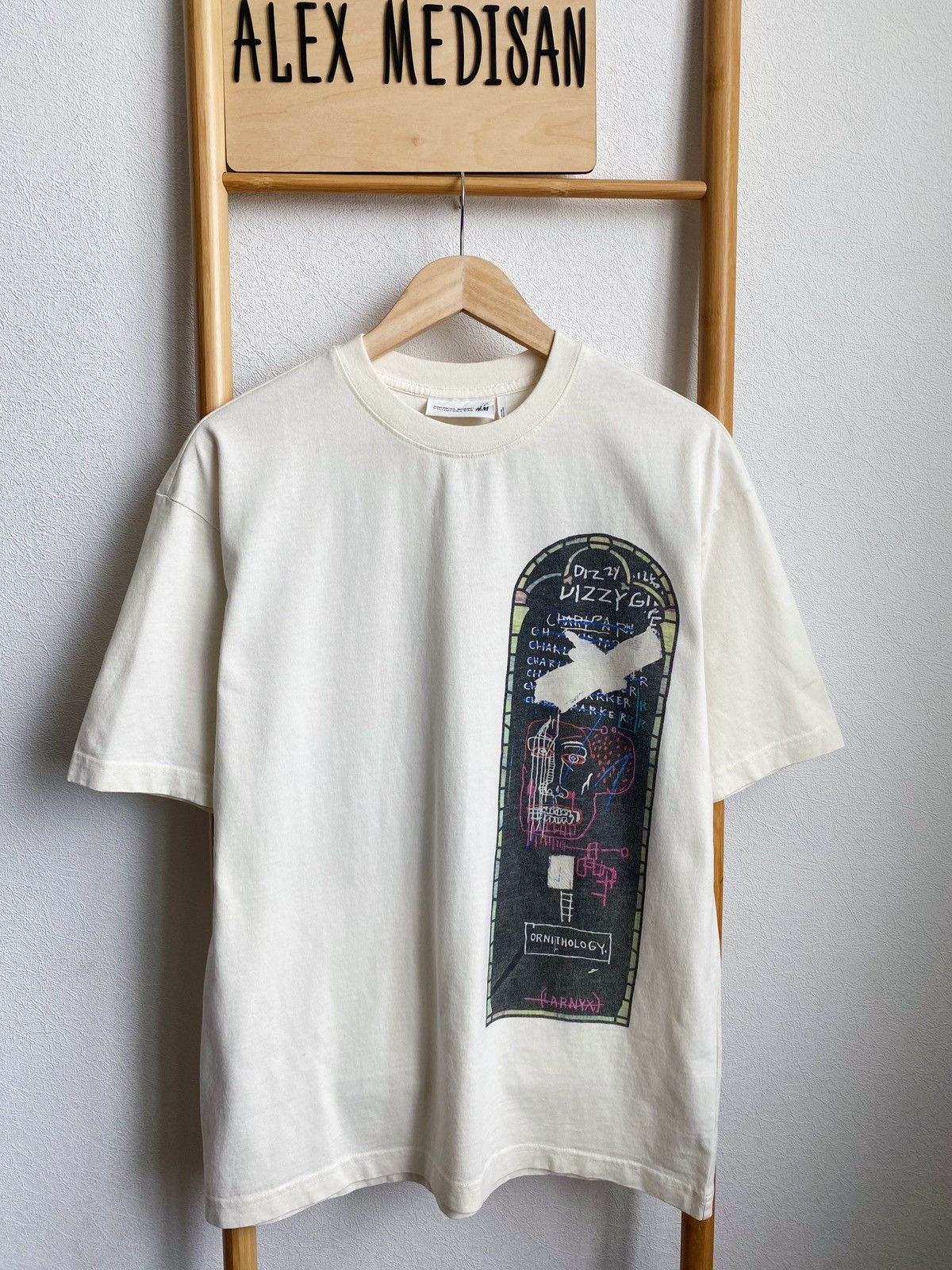H&M × Jean-Michel Basquiat × Who Decides War WHO DECIDES WAR x BASQUIAT x H&M RELAXED FIT COTTON T-SHIRT Size US S / EU 44-46 / 1 - 9 Thumbnail