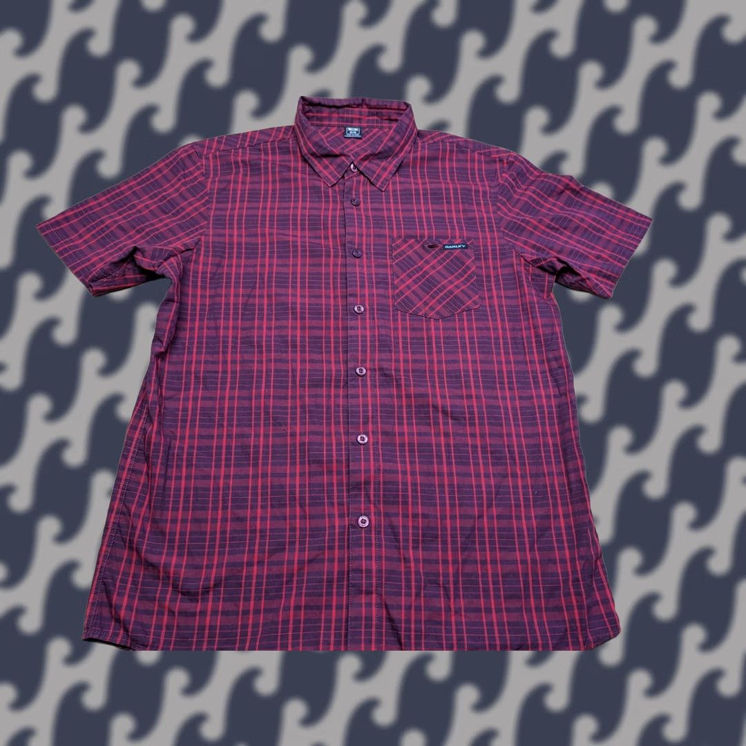 Oakley VINTAGE Oakley Mens Button Up Shirt Plaid Short Sleeves Red Front Pocket Size M Boxy Casual Shirt Mens Red Plaid Oakley Button-Up Front Pocket Size US M / EU 48-50 / 2 - 1 Thumbnail