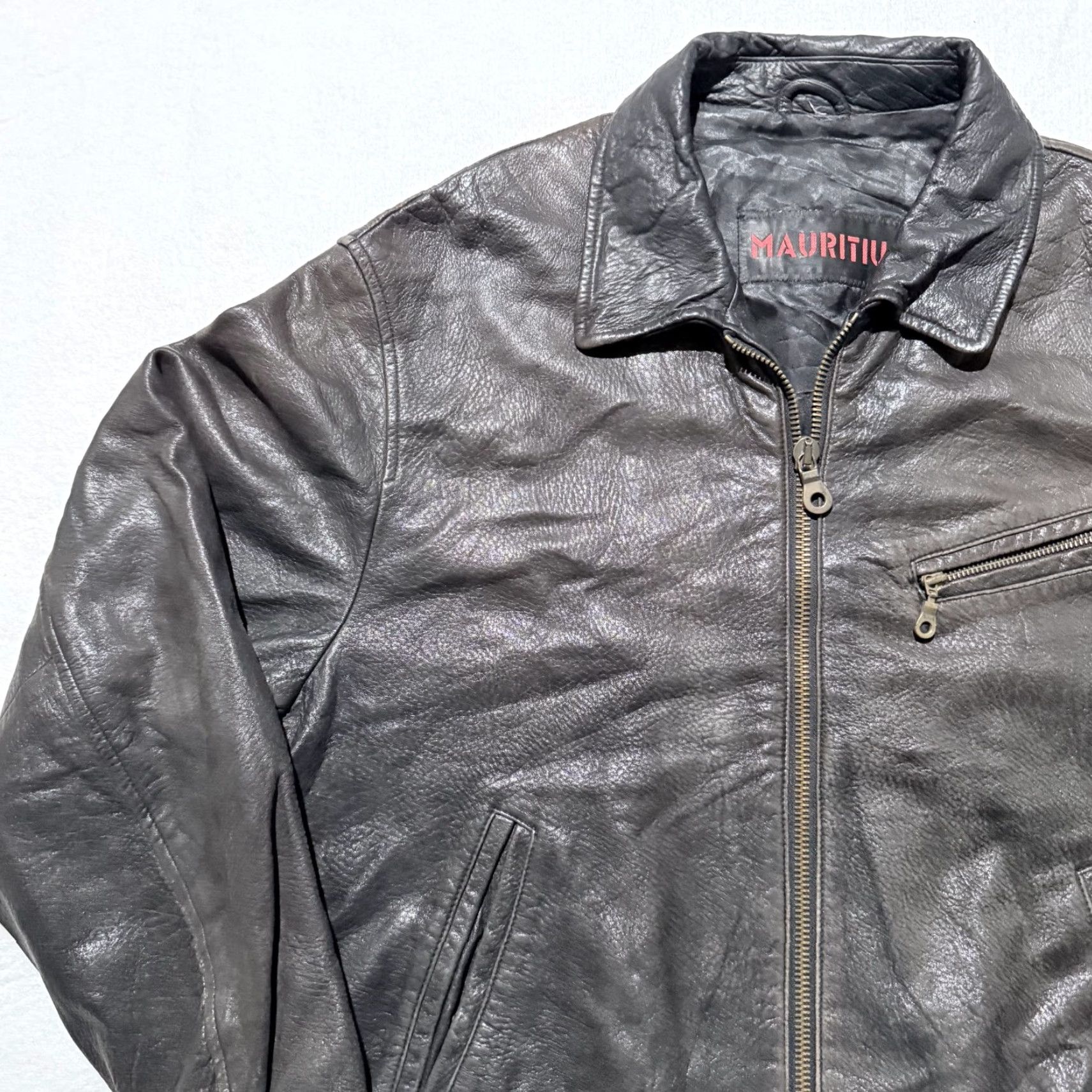 Vintage VINTAGE Mauritius Distressed Leather Full Zip Bomber Jacket Men's Black Retro Biker Jacket/Coat Size US XL / EU 56 / 4 - 4 Thumbnail