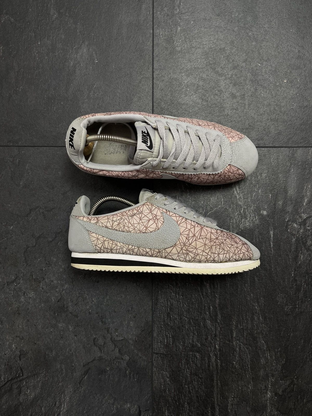 Nike × Streetwear × Vintage Vintage rare Nike Cortez low top sneakers Size US 7 / EU 40 - 1 Thumbnail
