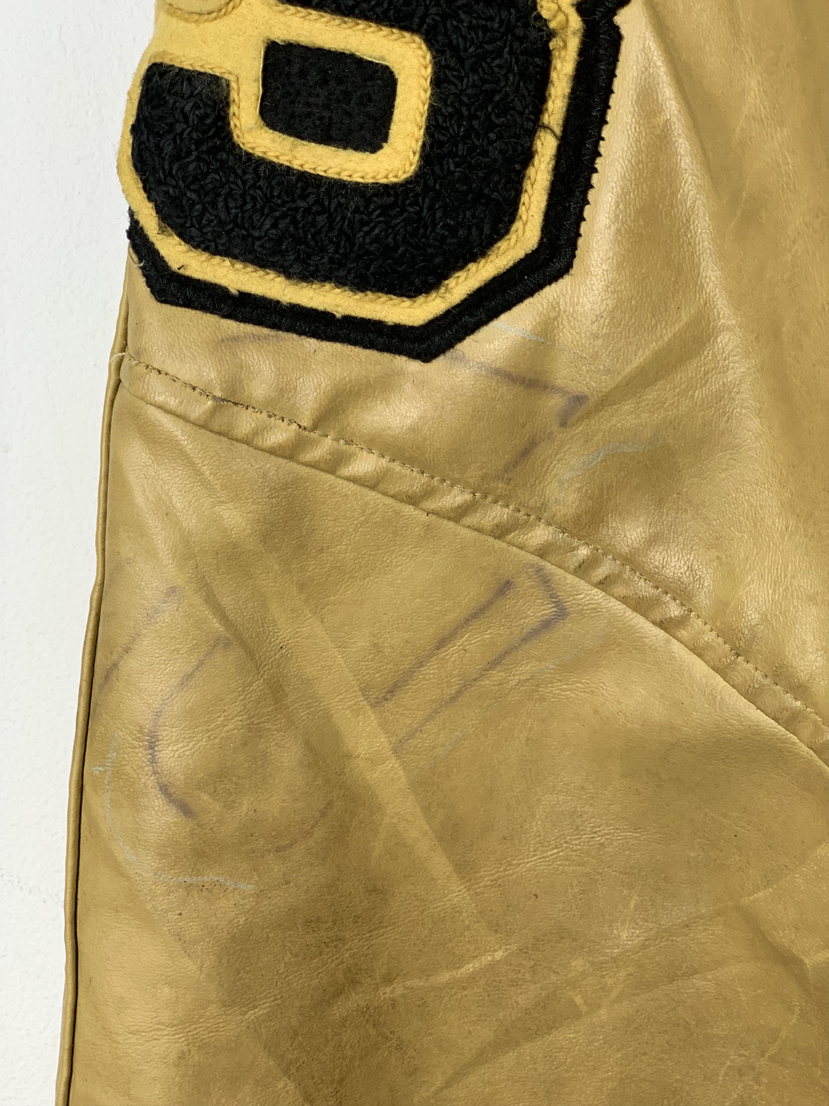 NEFF Vintage 80s Neff Buldogs Sleeve Leather Varsity Jacket V0533 Size US M / EU 48-50 / 2 - 16 Thumbnail