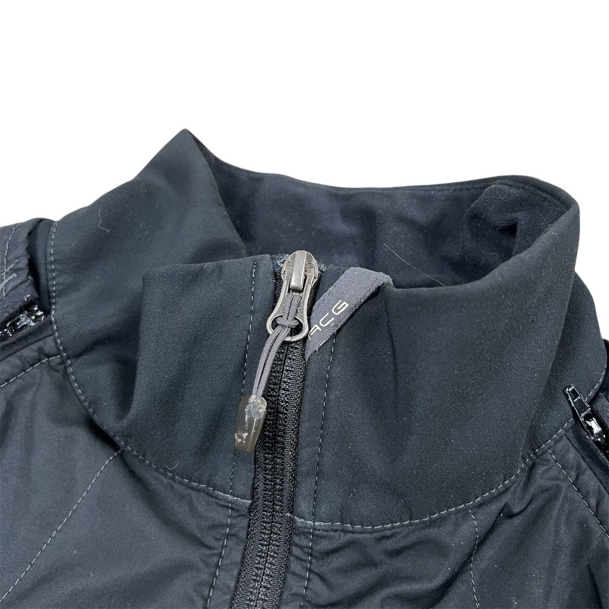 Nike ACG Nike ACG Women's Convertible Jacket Vest Detachable Sleeves Size M / US 6-8 / IT 42-44 - 6 Thumbnail