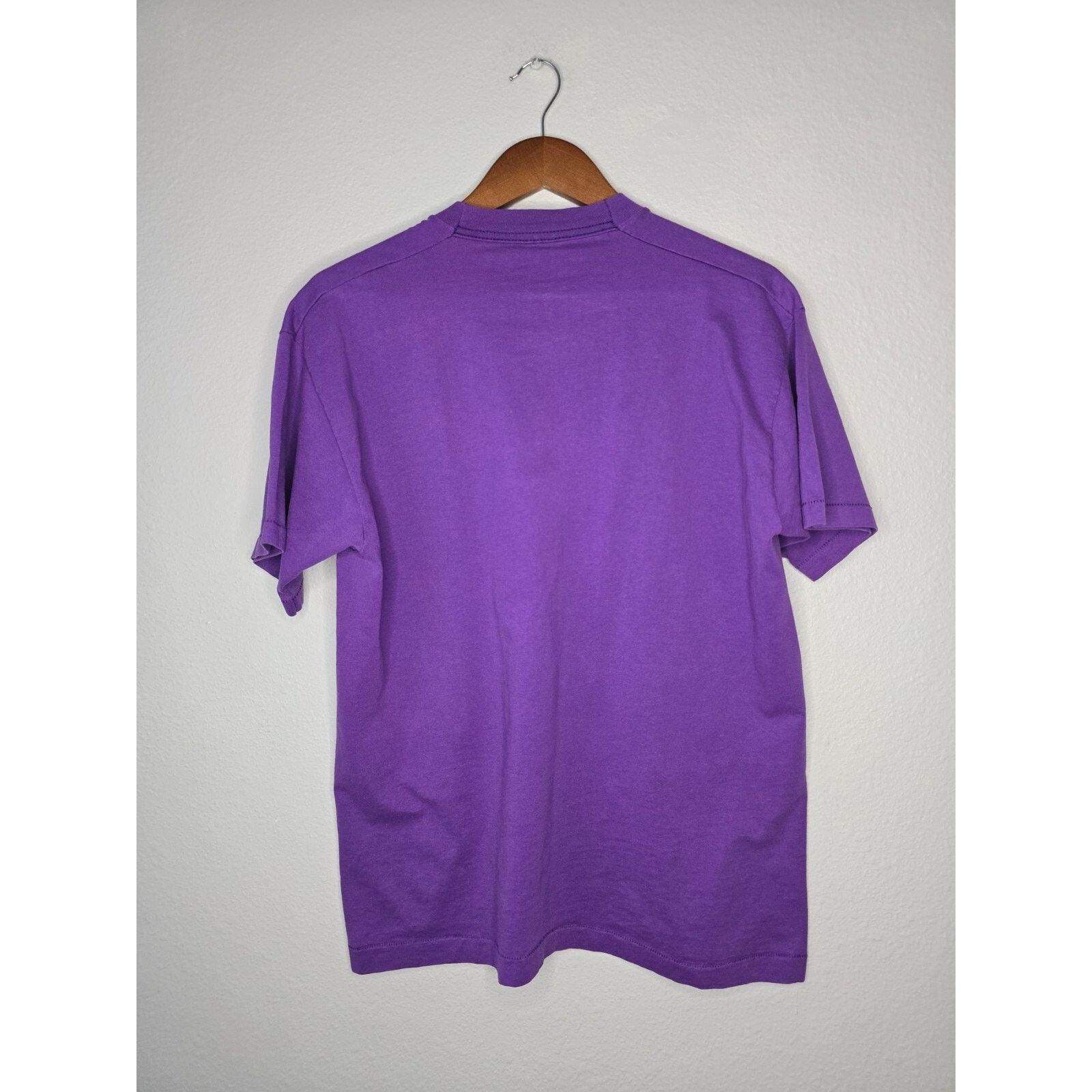 Vintage Vintage Walsenburg Shirt La Plaza De Los Leones Purple Tee L Size US L / EU 52-54 / 3 - 7 Thumbnail