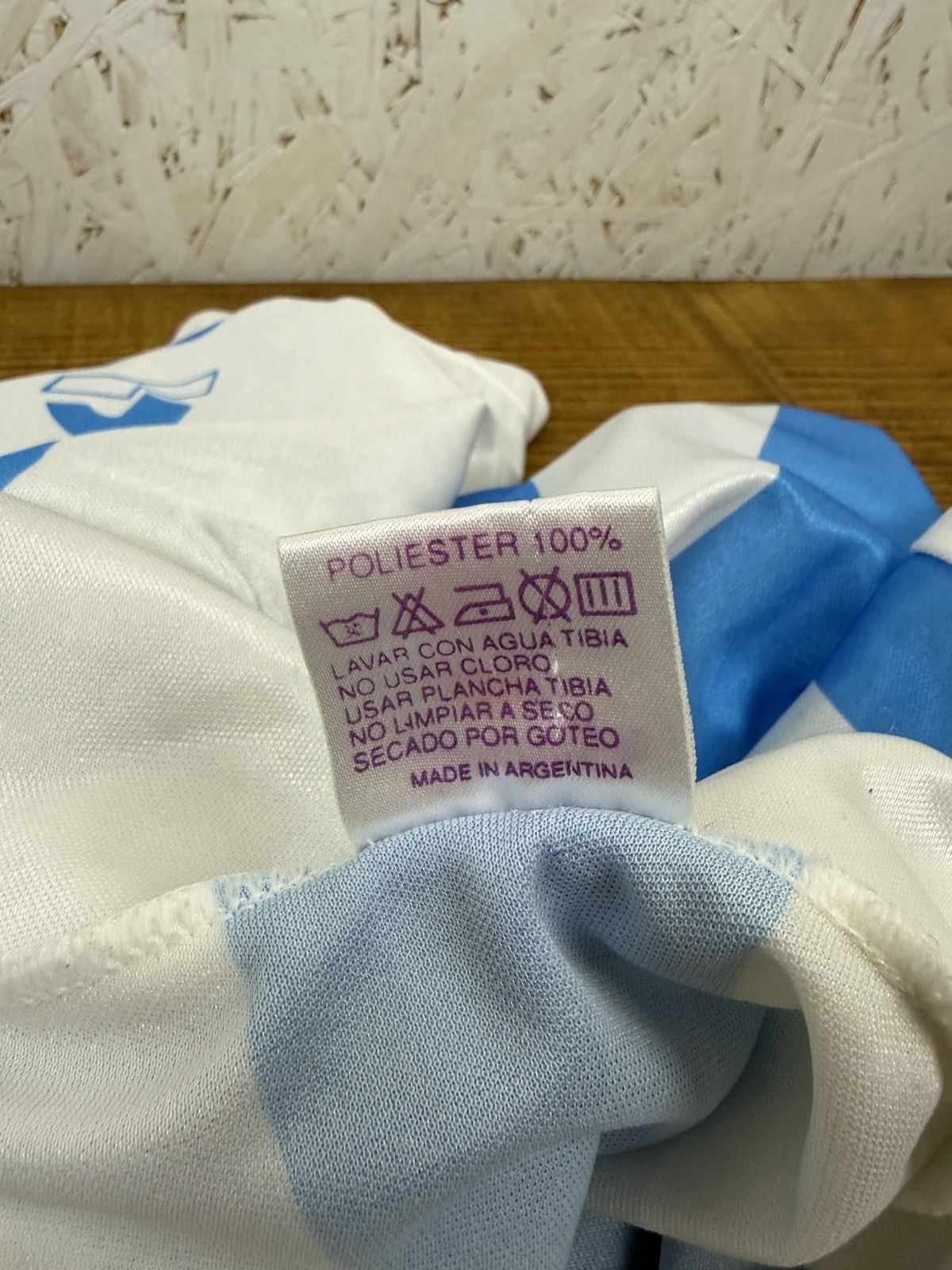 Vintage 90s Reusch Argentina Football Soccer Retro Jersey Size 3 (L) Size US L / EU 52-54 / 3 - 16 Thumbnail