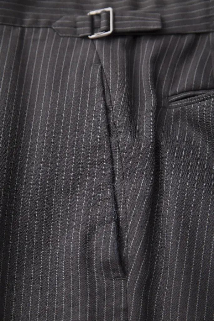 Tom Ford Tom Ford pinstripe suit Size 46R - 15 Thumbnail
