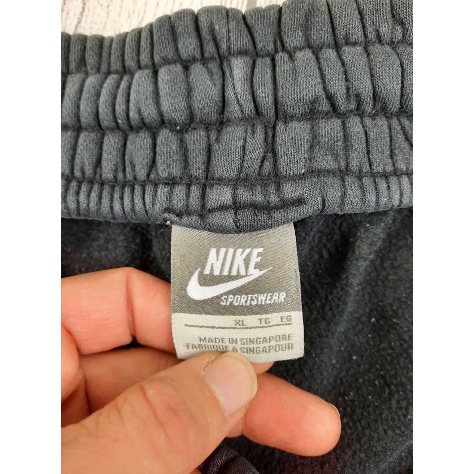 Nike NIKE Sweatpants Pants Black XL Mens Activewear Fleece Inseam 30 Rise 11.5 Waist 32-42 Pull On Straight Size US 36 / EU 52 - 3 Thumbnail