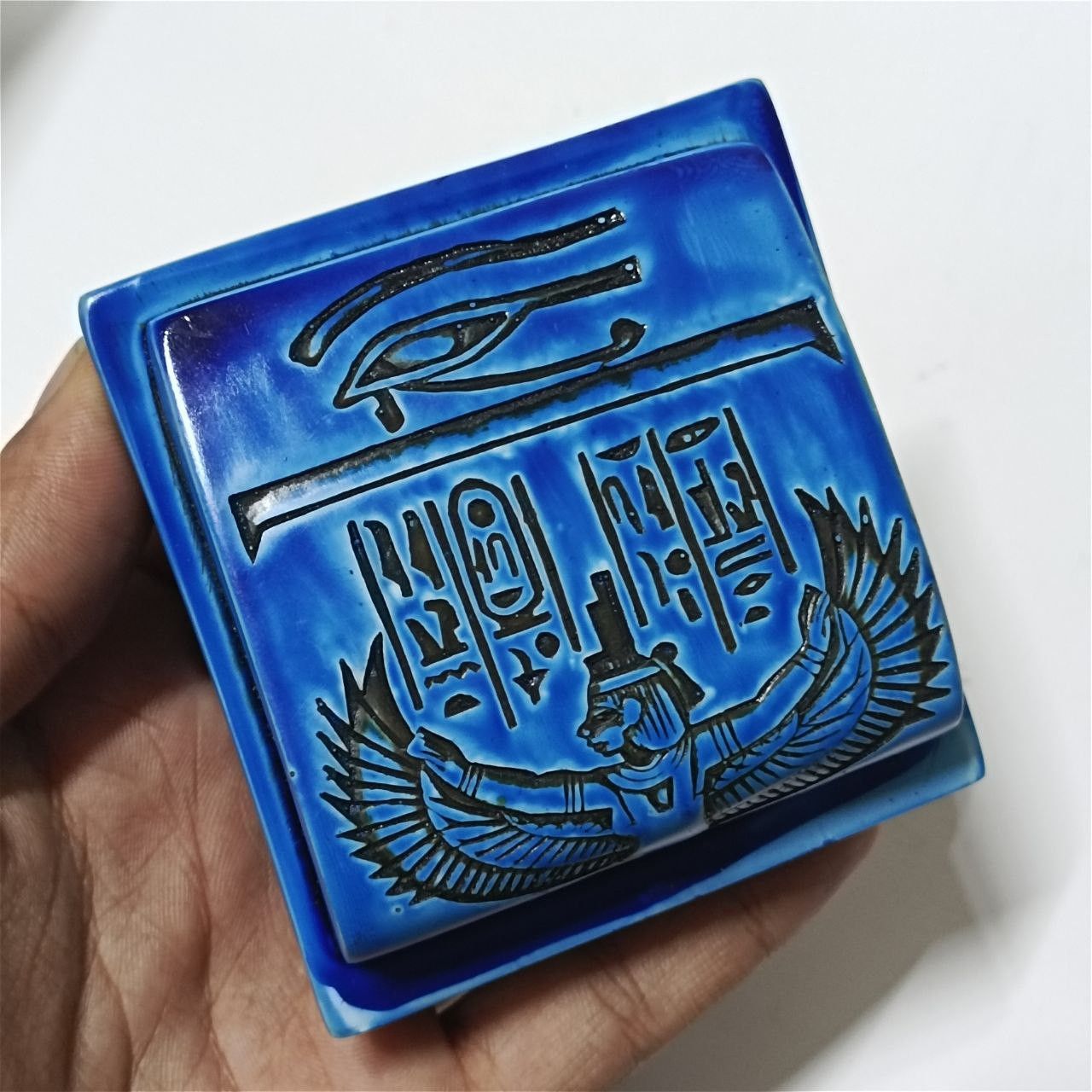 Other Egyptian Canopic Jars Set Pharaonic Resin Box Hieroglyphs Size ONE SIZE - 6 Thumbnail