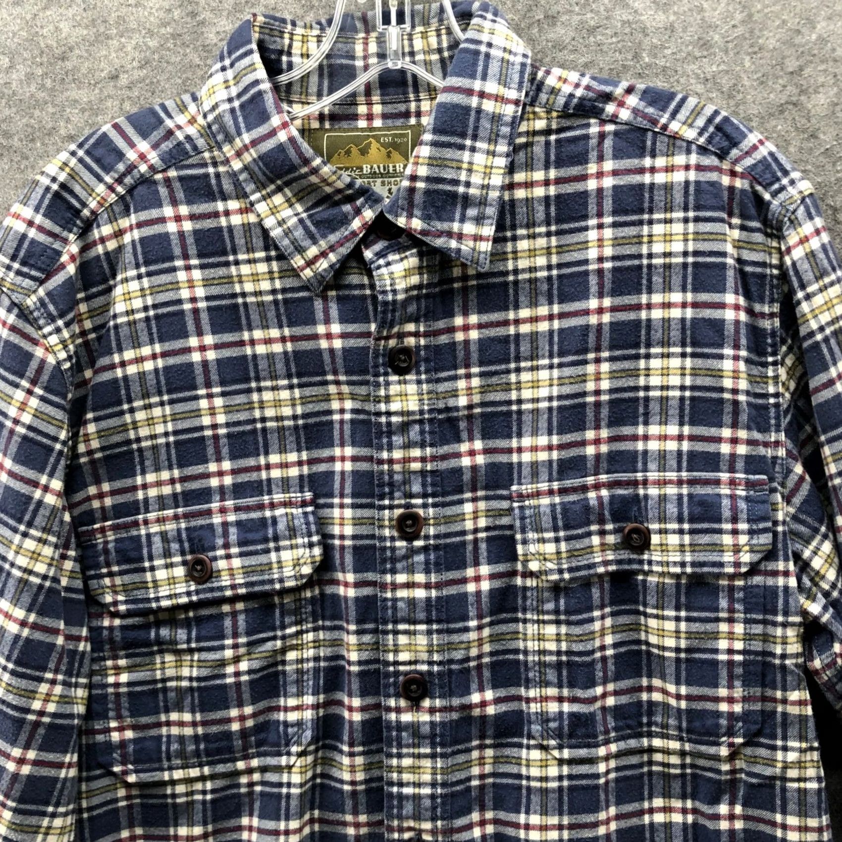 Eddie Bauer VINTAGE? No. Eddie Bauer Flannel Shirt Mens M Blue Plaid Relaxed Fit Utility Pockets Size US M / EU 48-50 / 2 - 3 Thumbnail