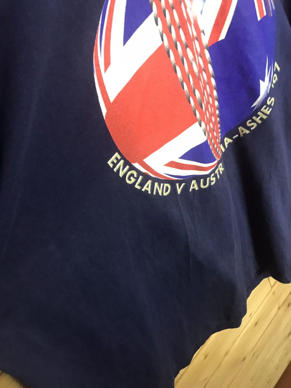 Vintage Vintage Cricket England 1997 tour single stitch t-shirt Size US XL / EU 56 / 4 - 5 Thumbnail
