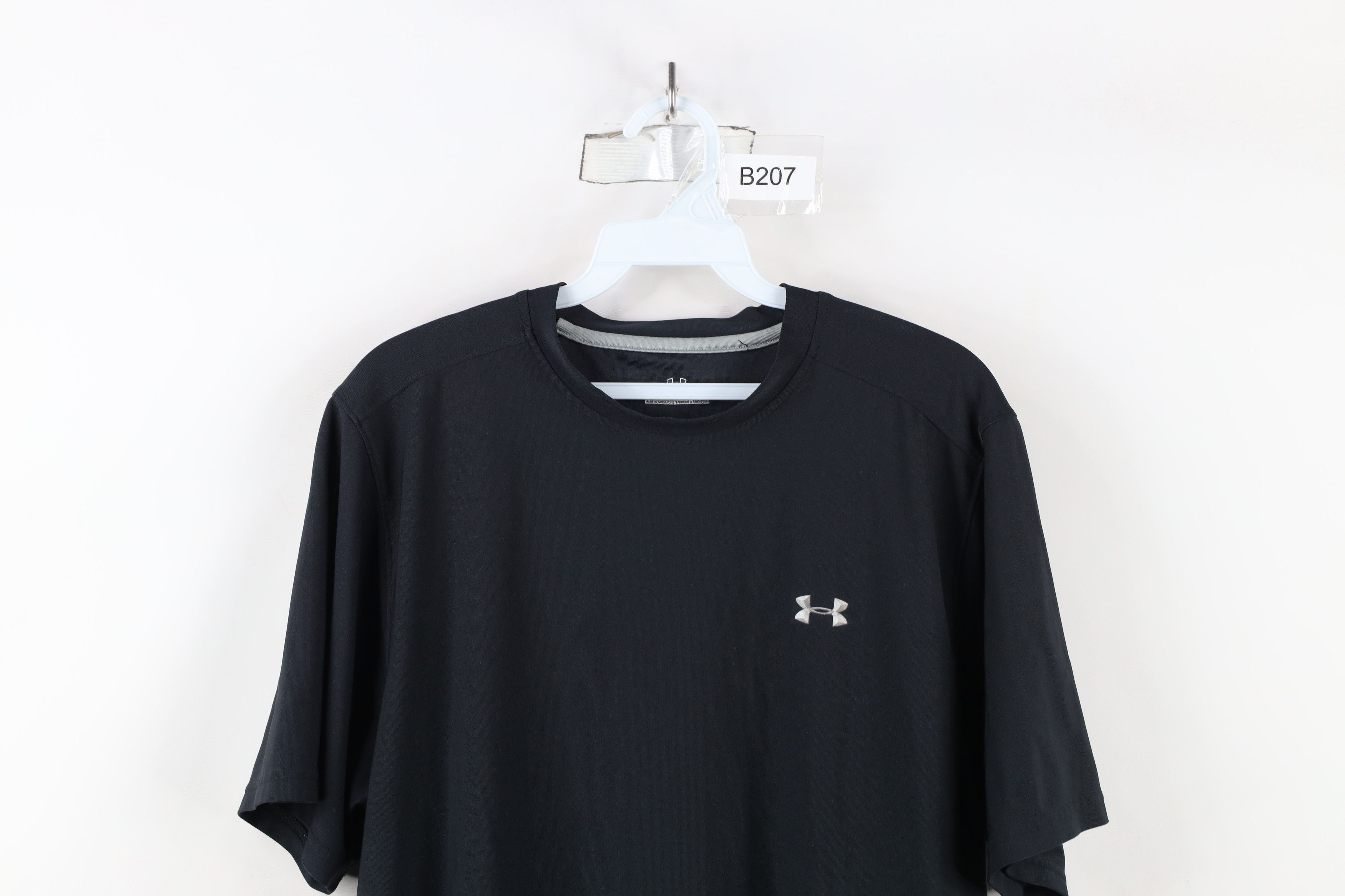 Under Armour × Vintage Under Armour Distressed Short Sleeve Running Gym T-Shirt Size US M / EU 48-50 / 2 - 2 Thumbnail