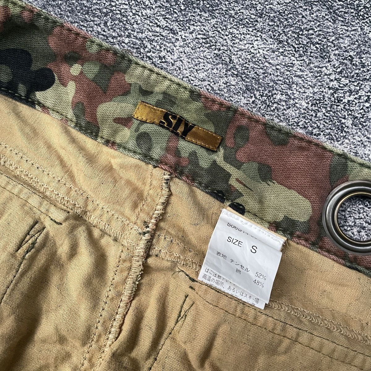 If Six Was Nine SLY camo japanese style y2k punk multi pocket short pants Size US 31 - 10 Thumbnail