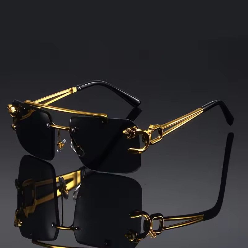 Japanese Brand Vintage Luxury Golden Fahsion Glasses Size ONE SIZE - 1 Thumbnail