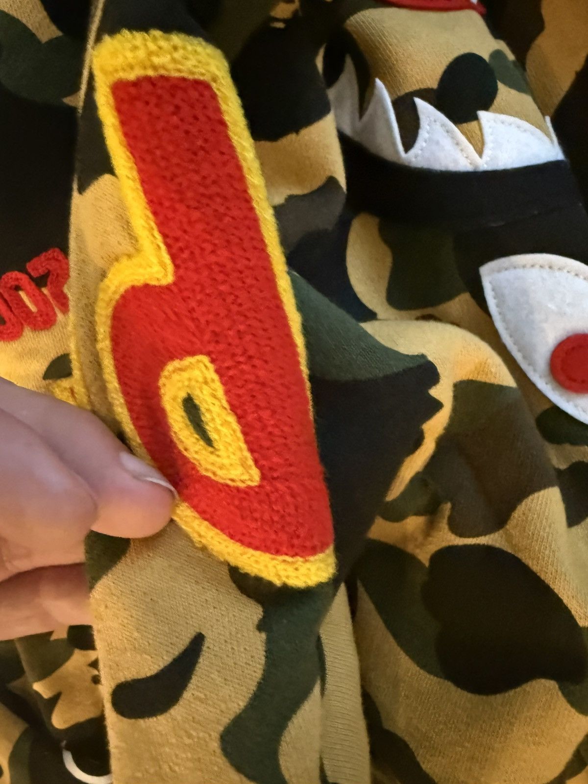 Bape Bape yellow first camo PONR shark full zip Size US XXL / EU 58 / 5 - 5 Thumbnail