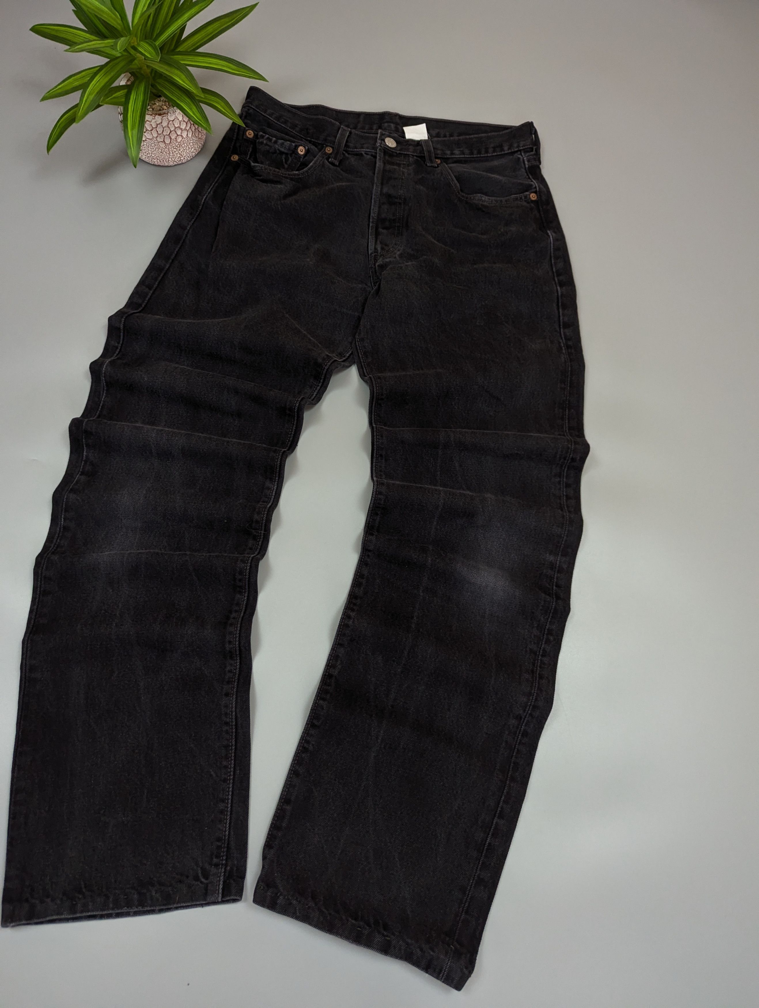 Levi's Vintage Levi's 501 Black Distressed Jeans W31 L34 Faded Size US 31 - 5 Thumbnail