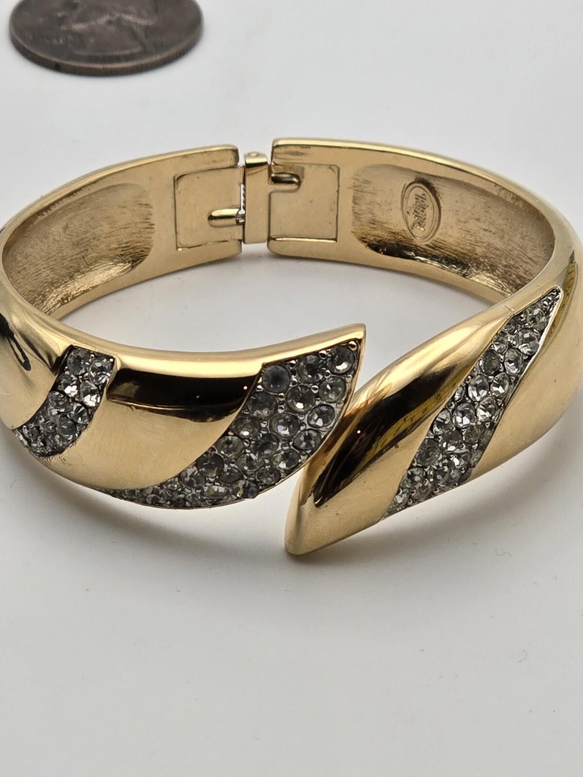Other Vintage Trifari Gold-Tone Rhinestone Cuff Bracelet Size ONE SIZE - 1 Thumbnail