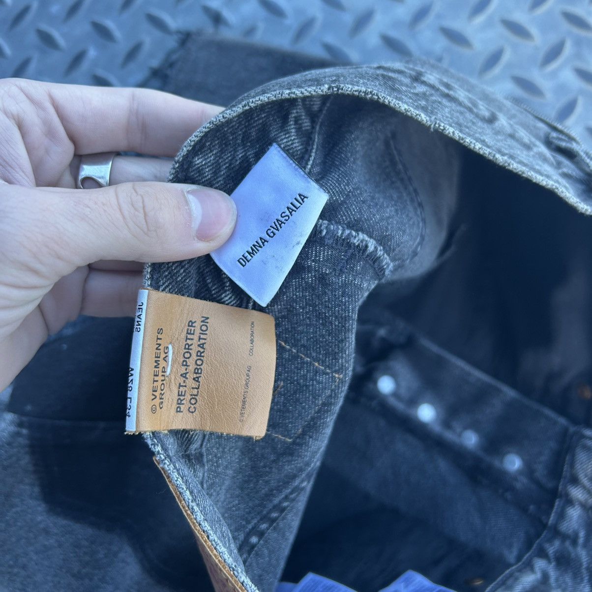 Levi's × Vetements Levi's x Vetements 2018 Size 28" / US 6 / IT 42 - 22 Thumbnail
