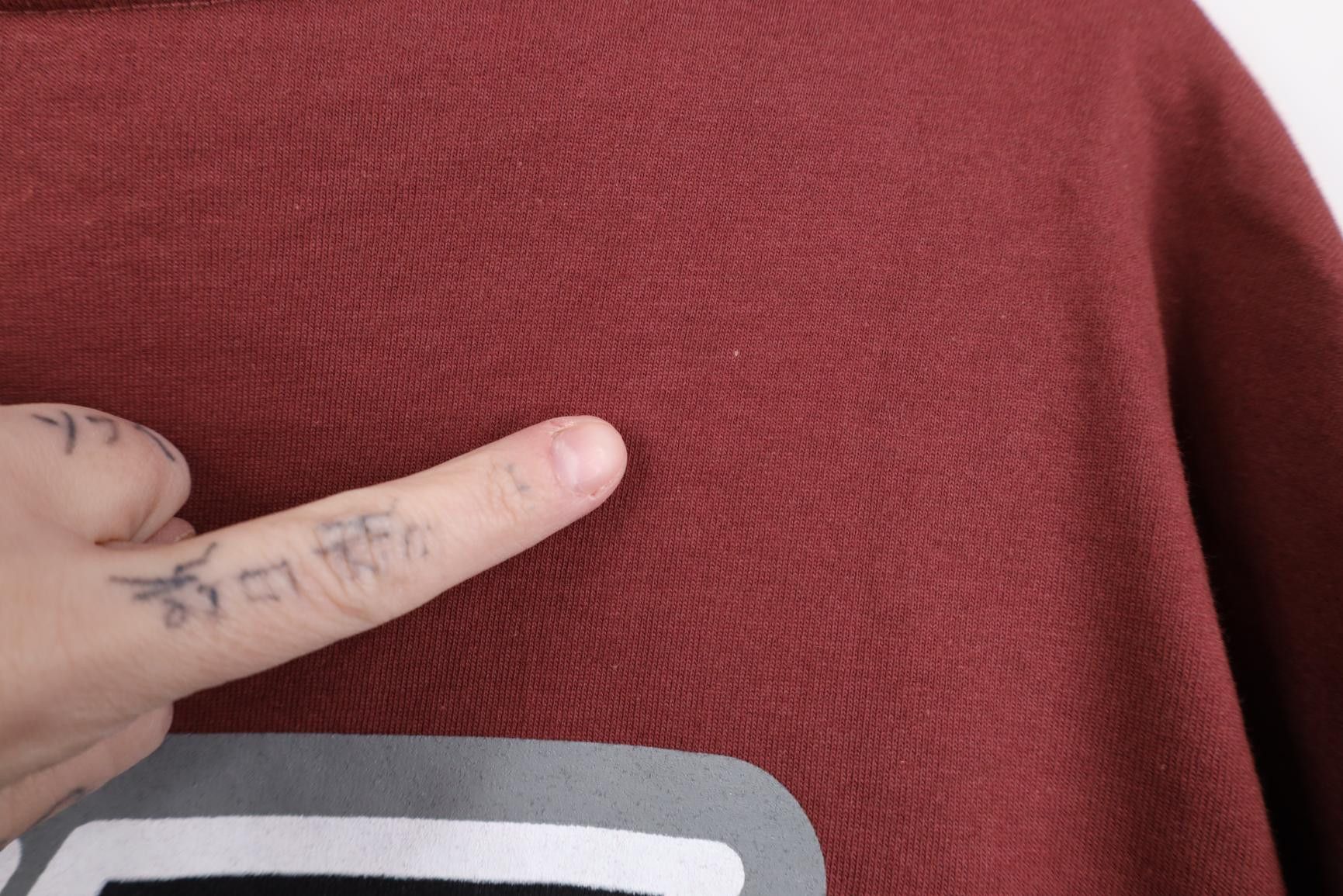 Vintage Vintage 90s Y2K Lugz Heavyweight T-Shirt Red Cotton USA Size US L / EU 52-54 / 3 - 9 Thumbnail