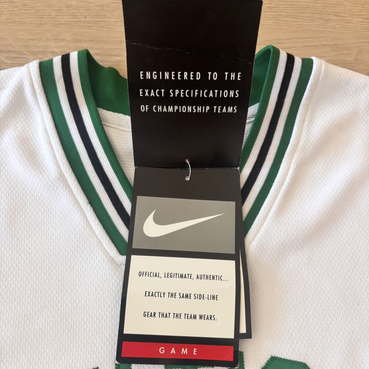 Nike 90s Nike Boston Celtics NBA Authentic Warm-Up Jersey Shirt Size US L / EU 52-54 / 3 - 11 Thumbnail